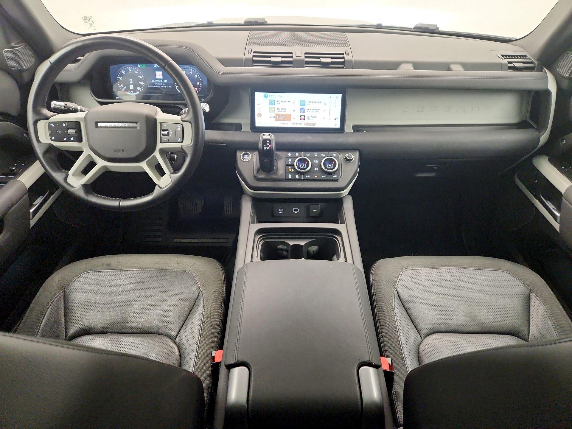 Thumbnail: 2020 Land Rover Defender - 9