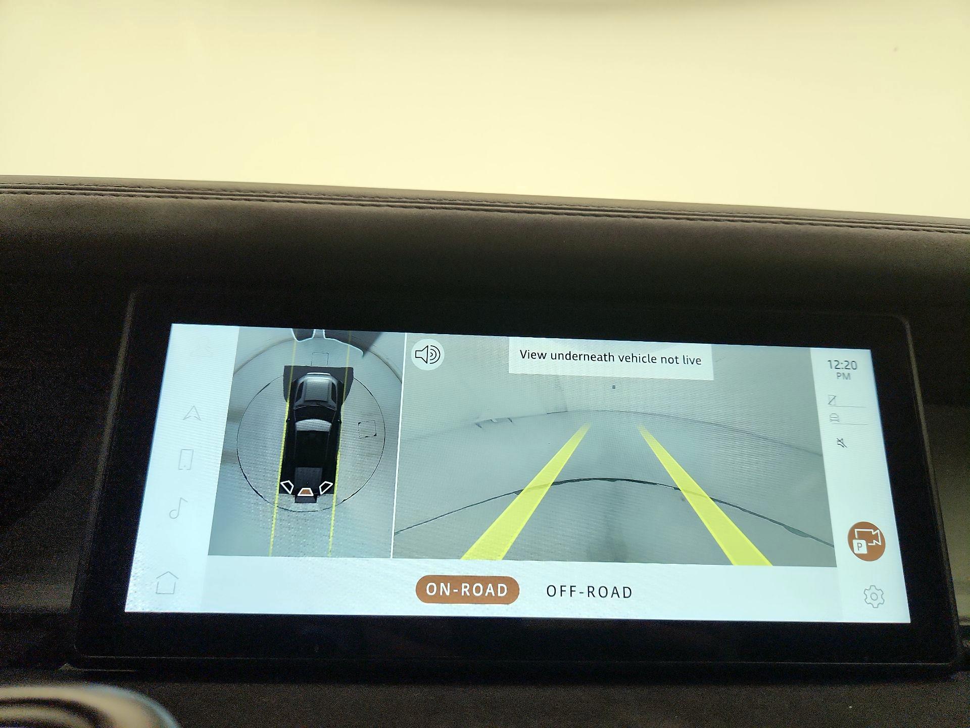 Thumbnail: 2020 Land Rover Defender - 15