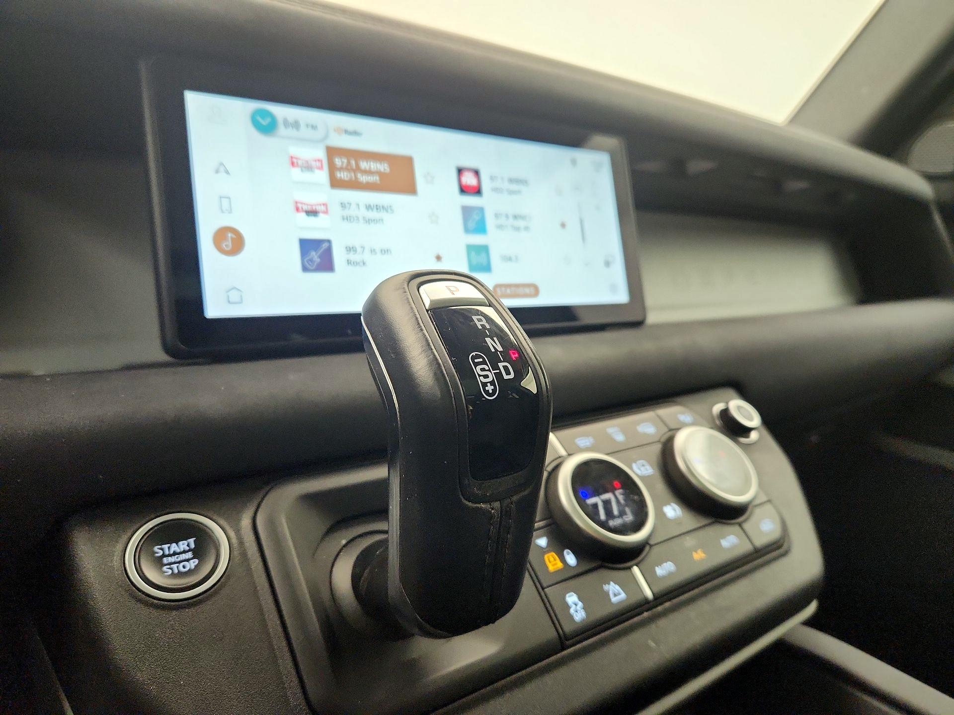 Thumbnail: 2020 Land Rover Defender - 18