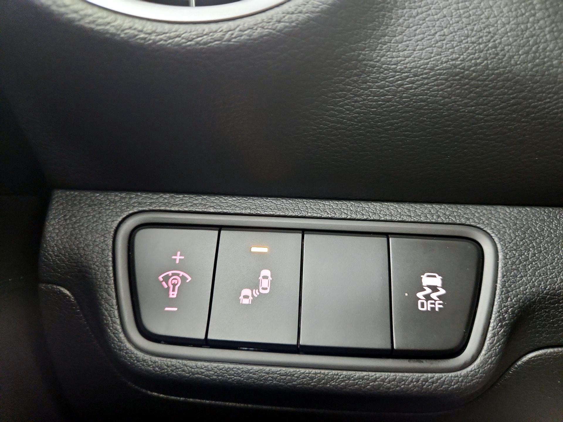 Thumbnail: 2024 Kia Forte - 13