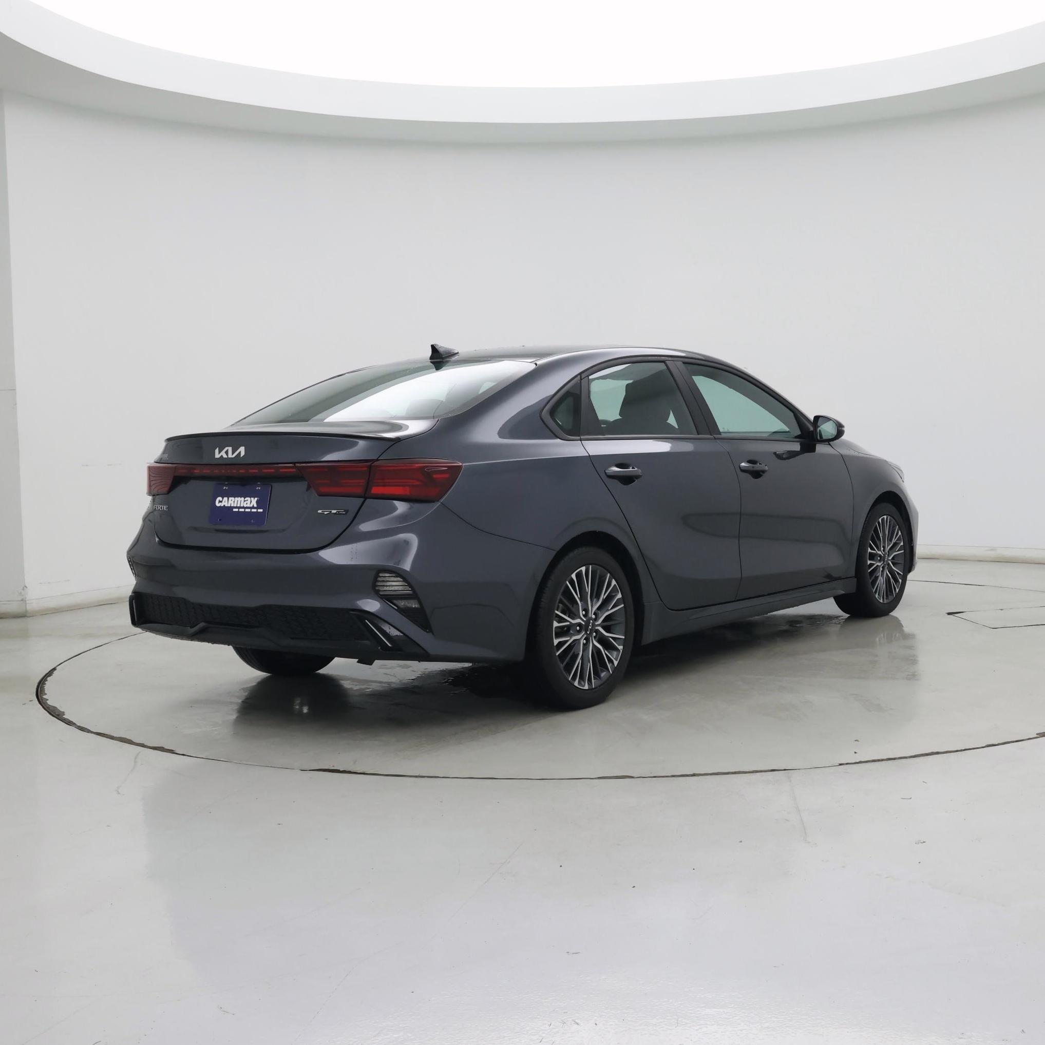 Thumbnail: 2024 Kia Forte - 8