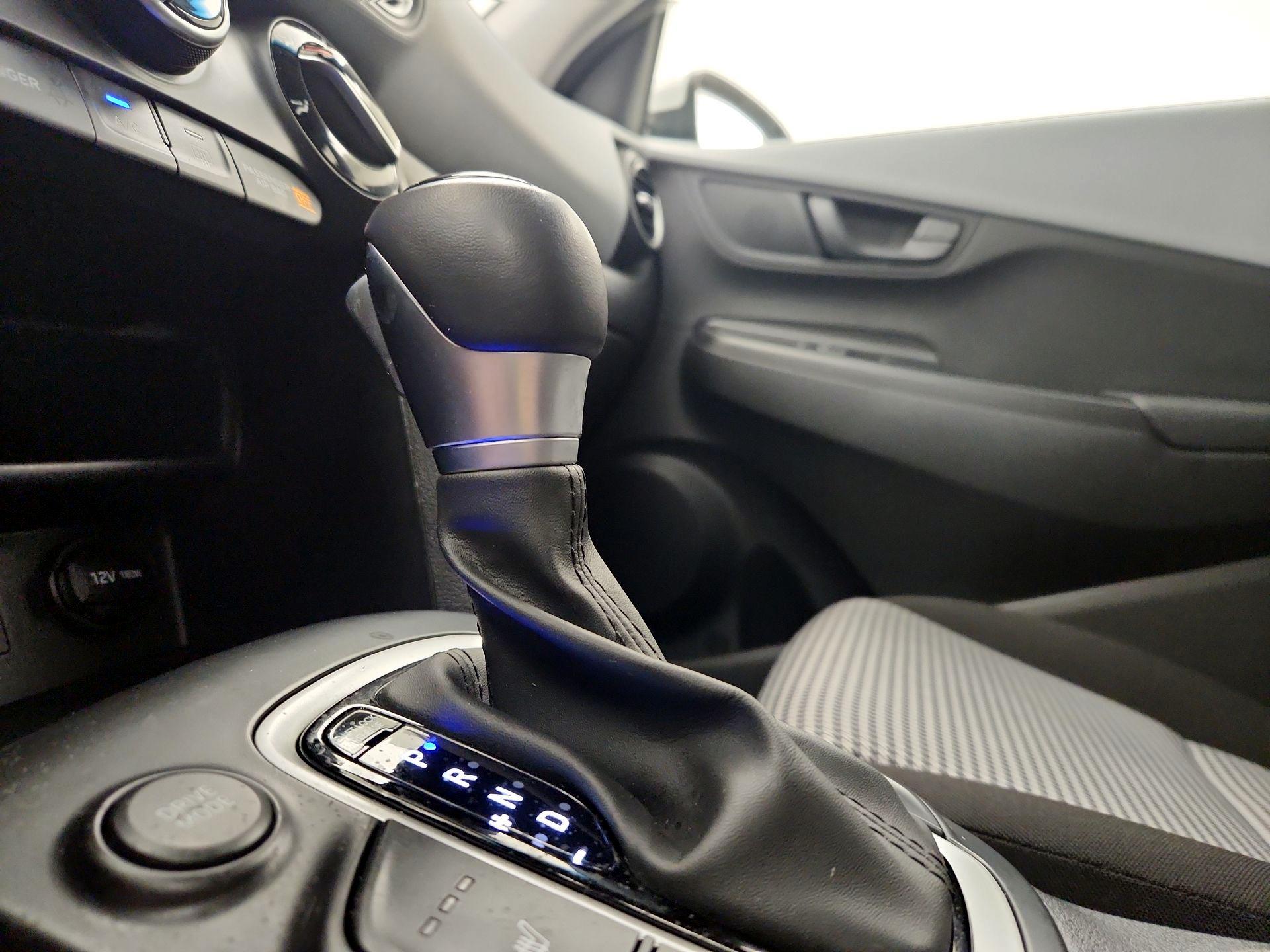 Thumbnail: 2021 Hyundai Kona - 17