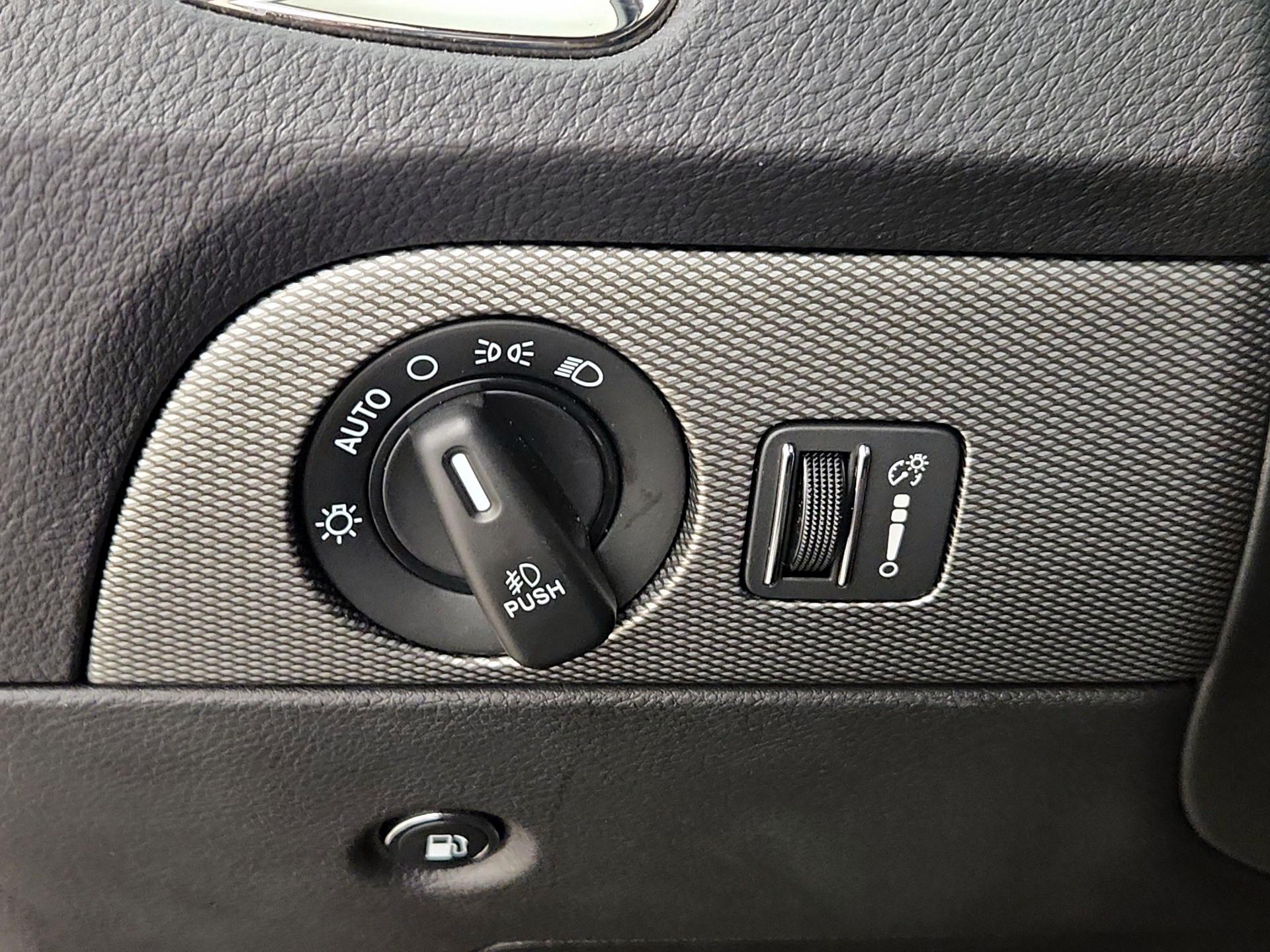 Thumbnail: 2020 Dodge Durango - 13