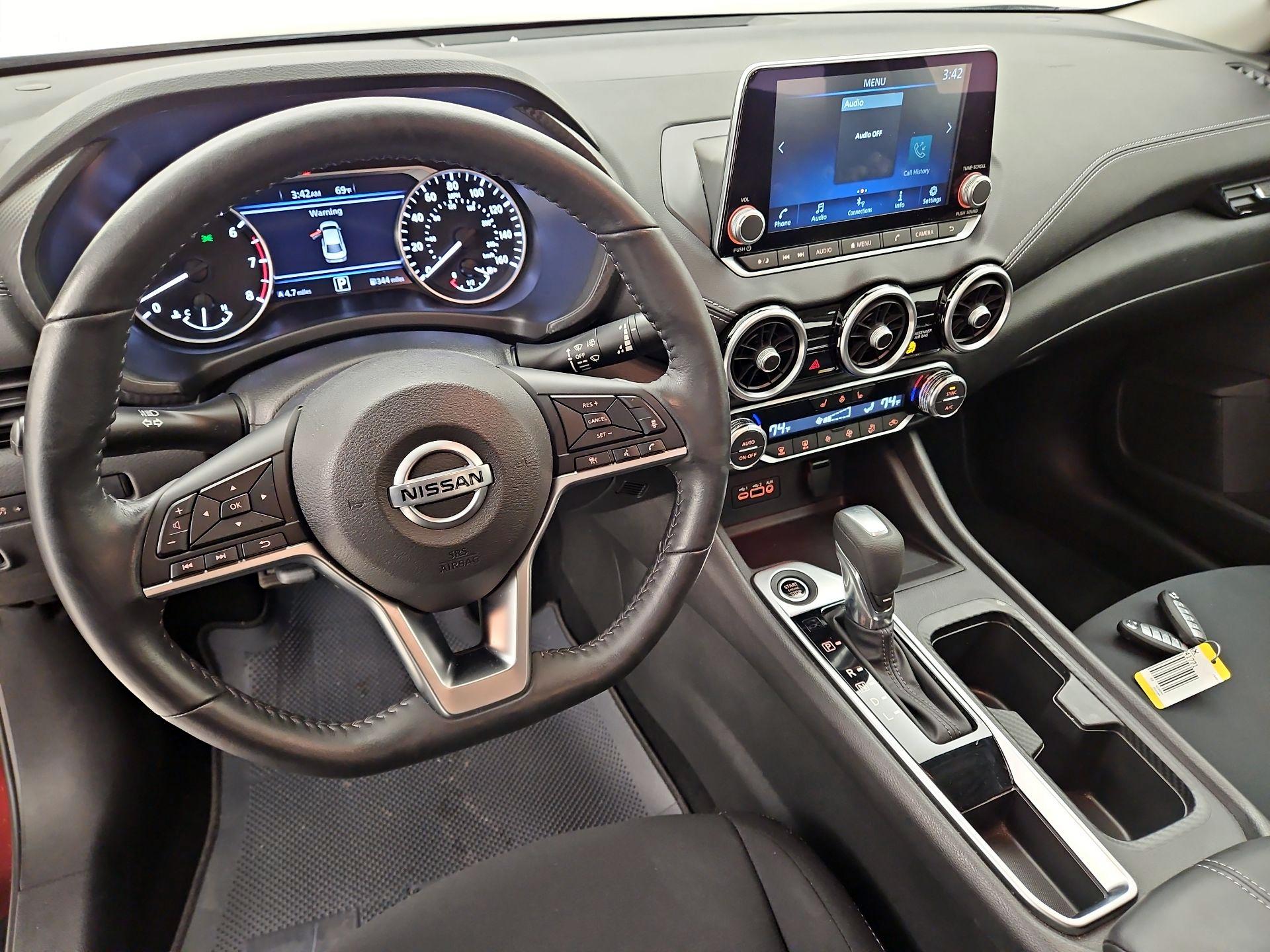 Thumbnail: 2023 Nissan Sentra - 9