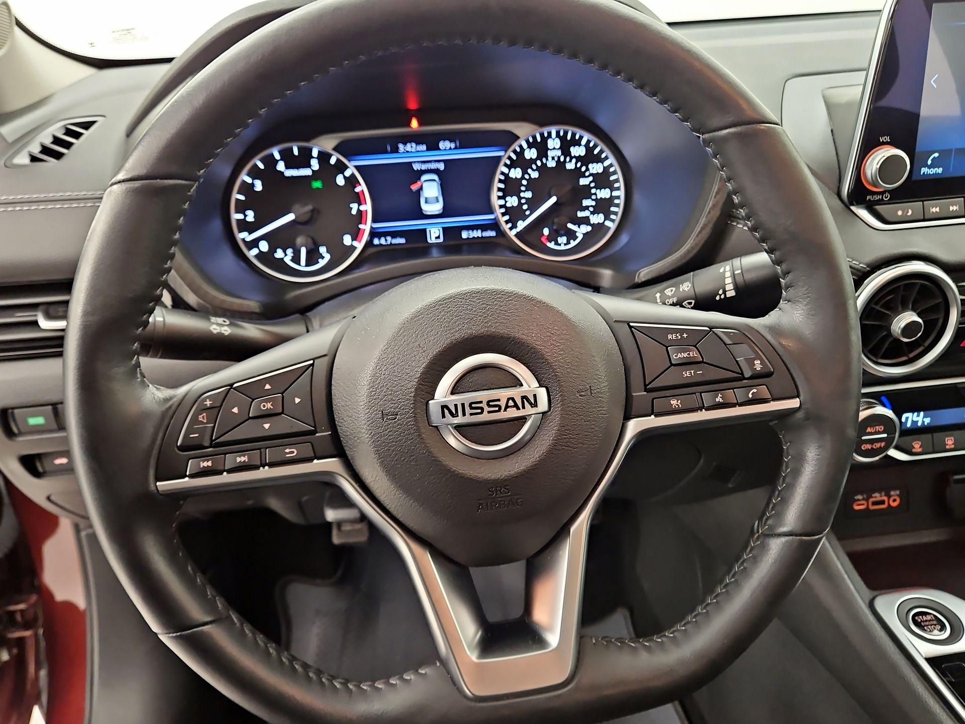 Thumbnail: 2023 Nissan Sentra - 10