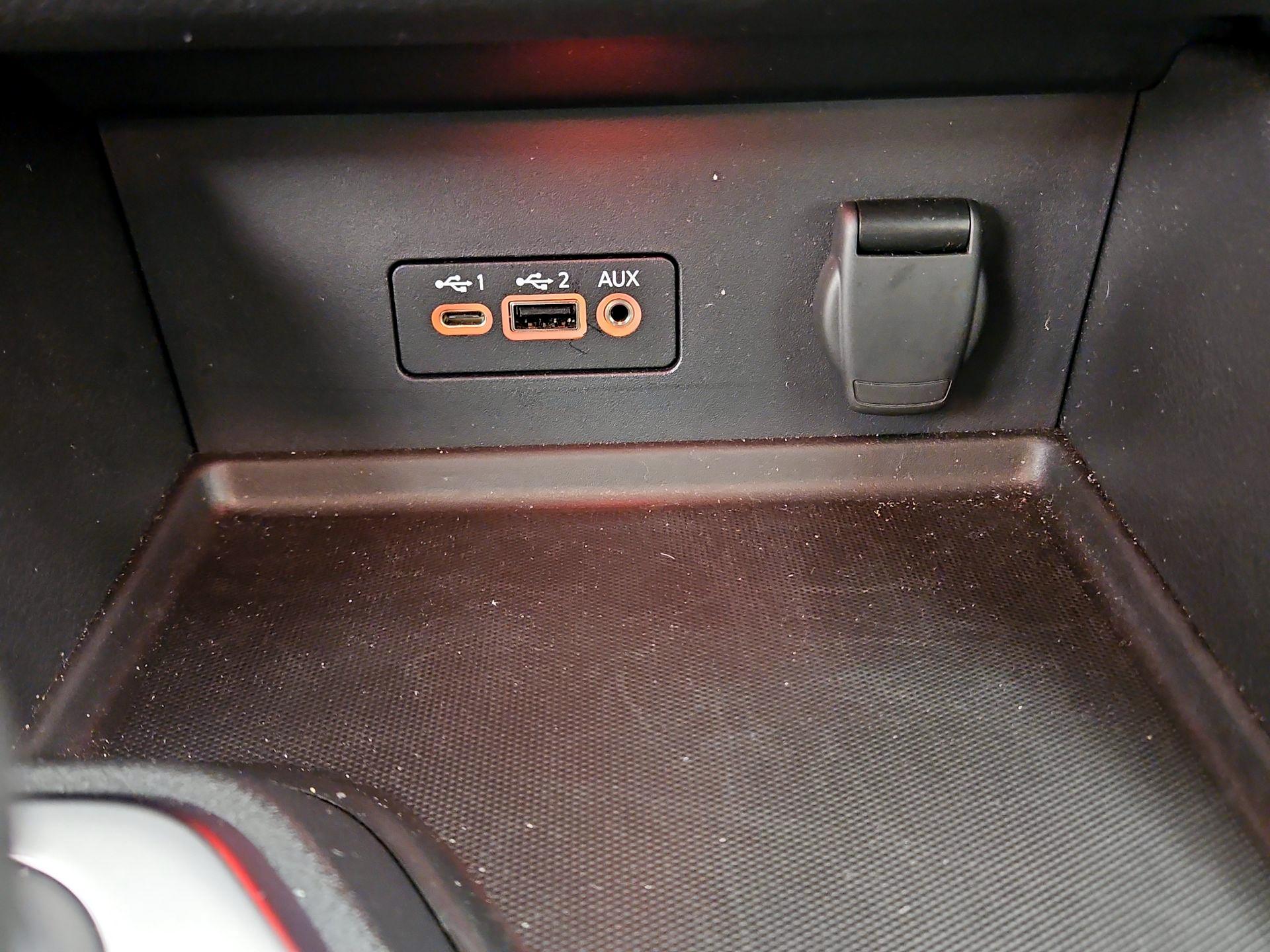 Thumbnail: 2023 Nissan Sentra - 17