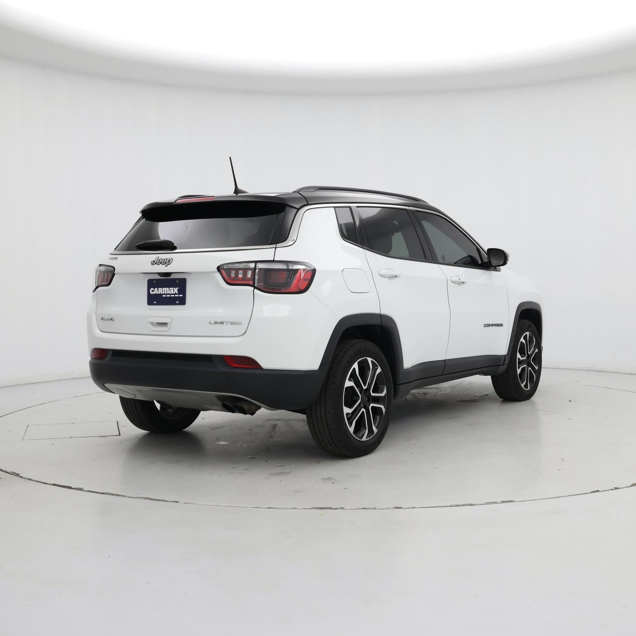 Thumbnail: 2022 Jeep Compass - 8