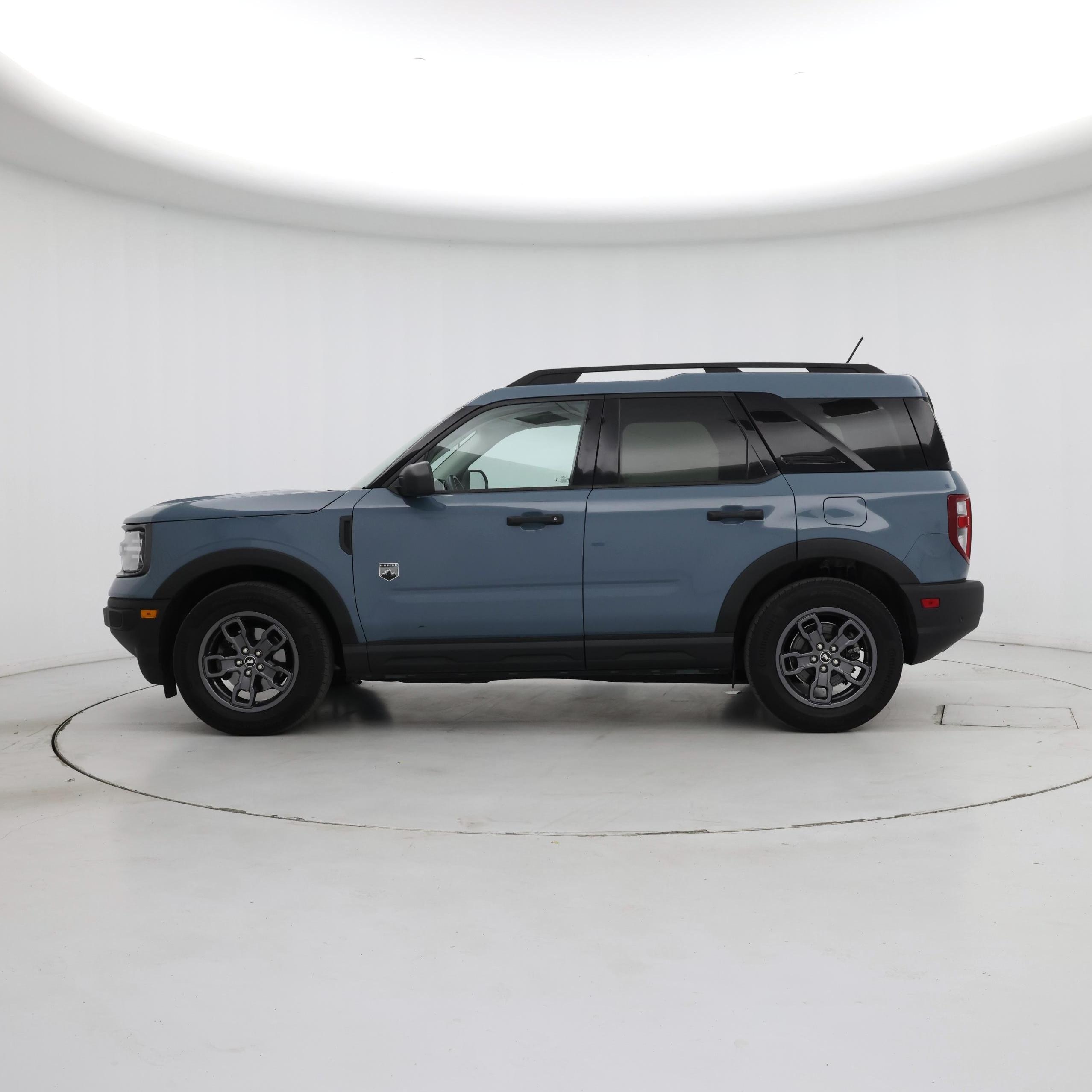 Thumbnail: 2022 Ford Bronco Sport - 3