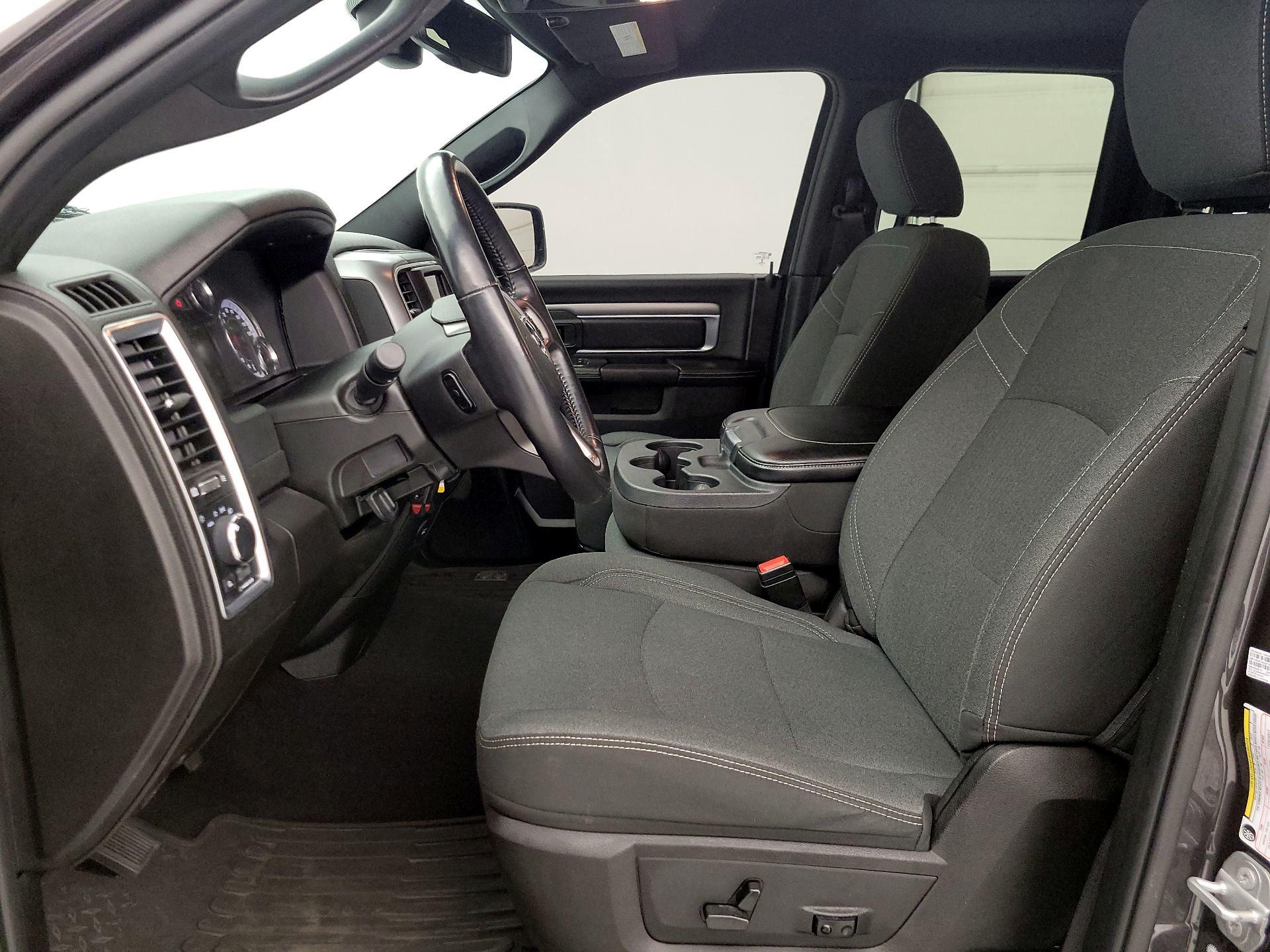 Thumbnail: 2022 RAM 1500 Classic - 11