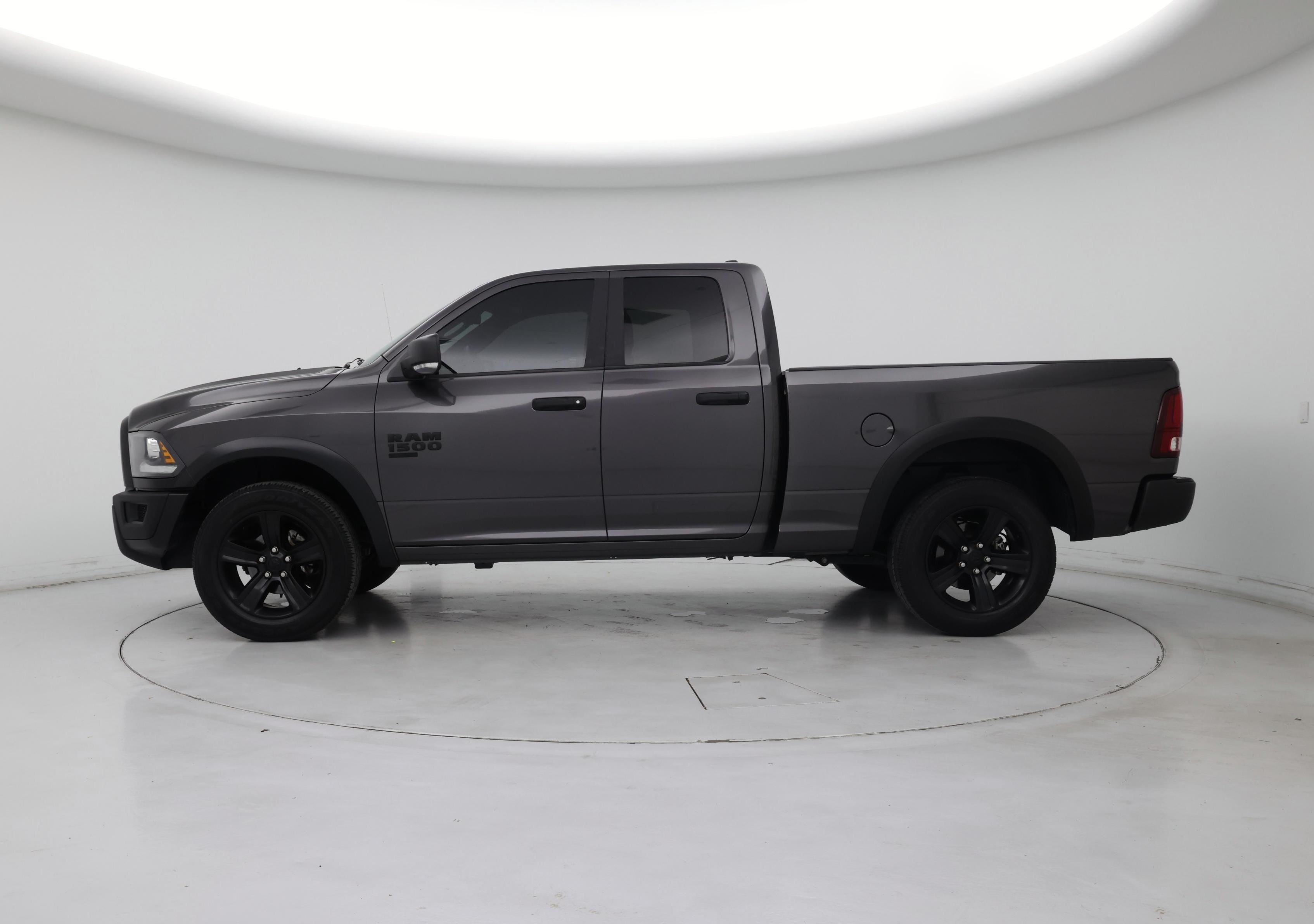 Thumbnail: 2022 RAM 1500 Classic - 3