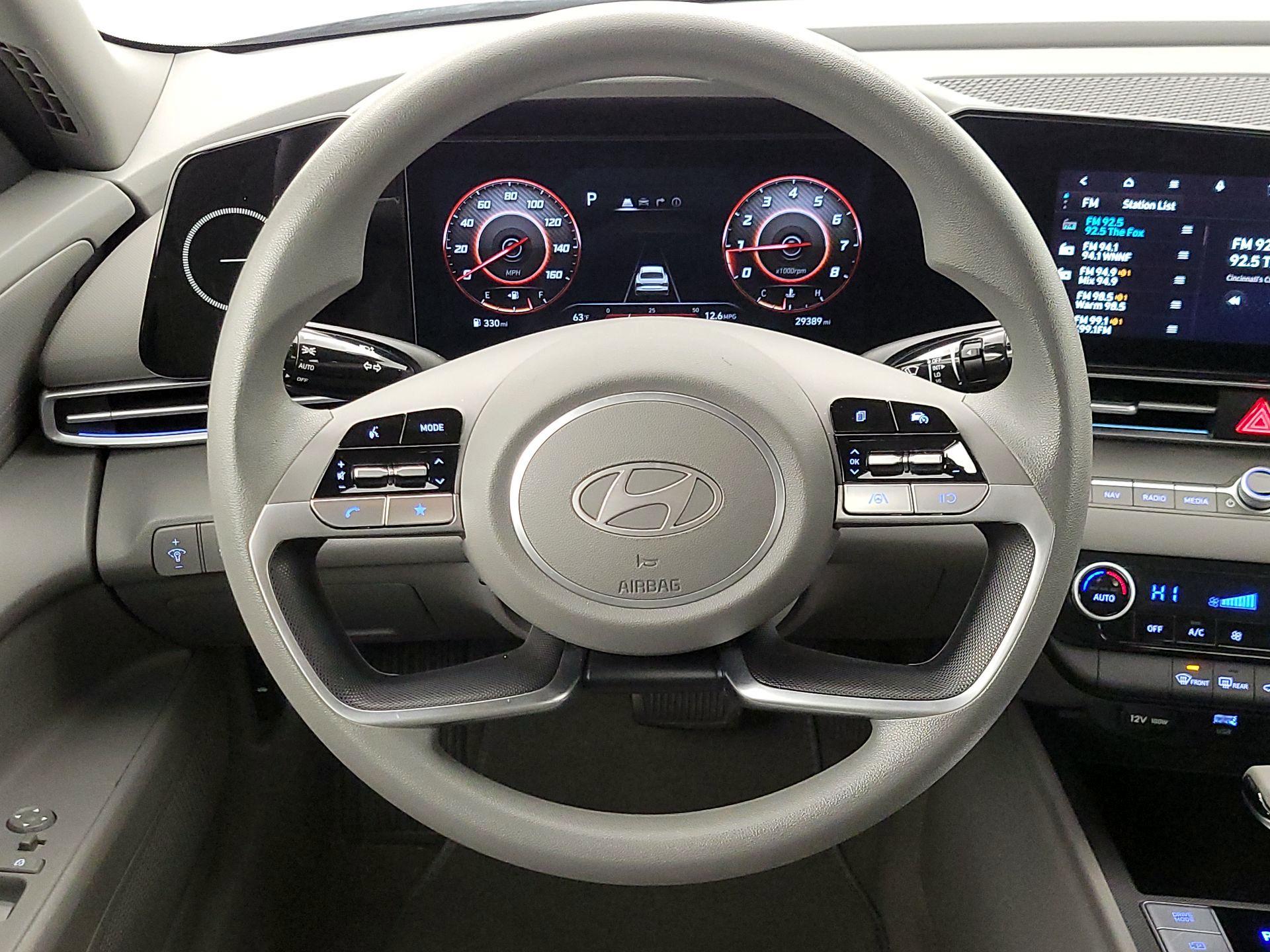 Thumbnail: 2024 Hyundai Elantra - 10
