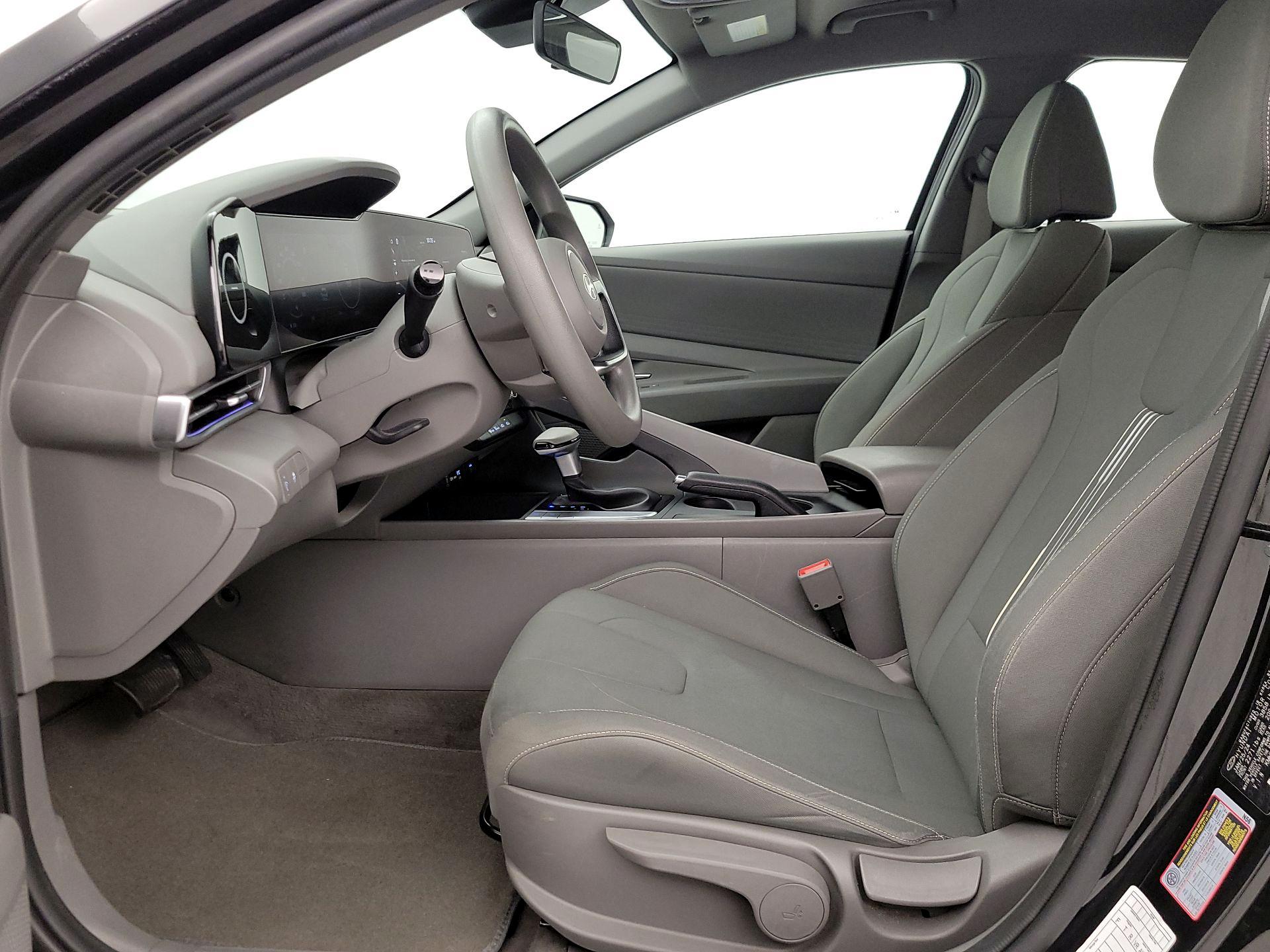 Thumbnail: 2024 Hyundai Elantra - 11