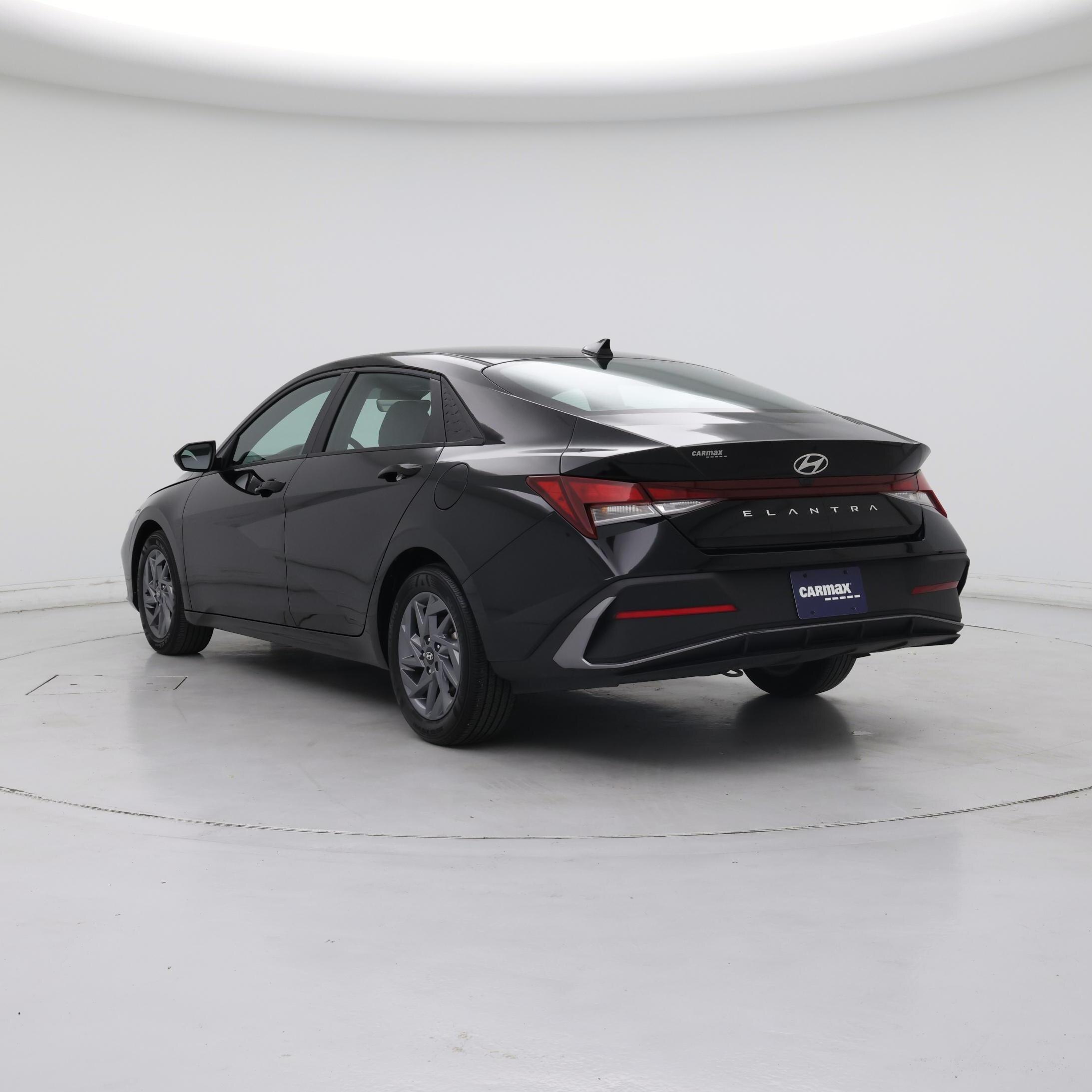 Thumbnail: 2024 Hyundai Elantra - 2