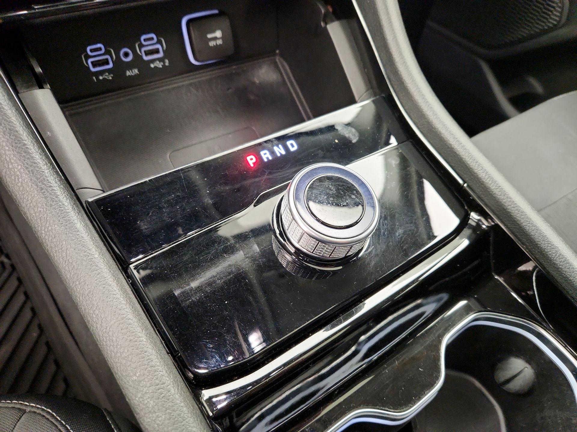 Thumbnail: 2023 Jeep Grand Cherokee - 17