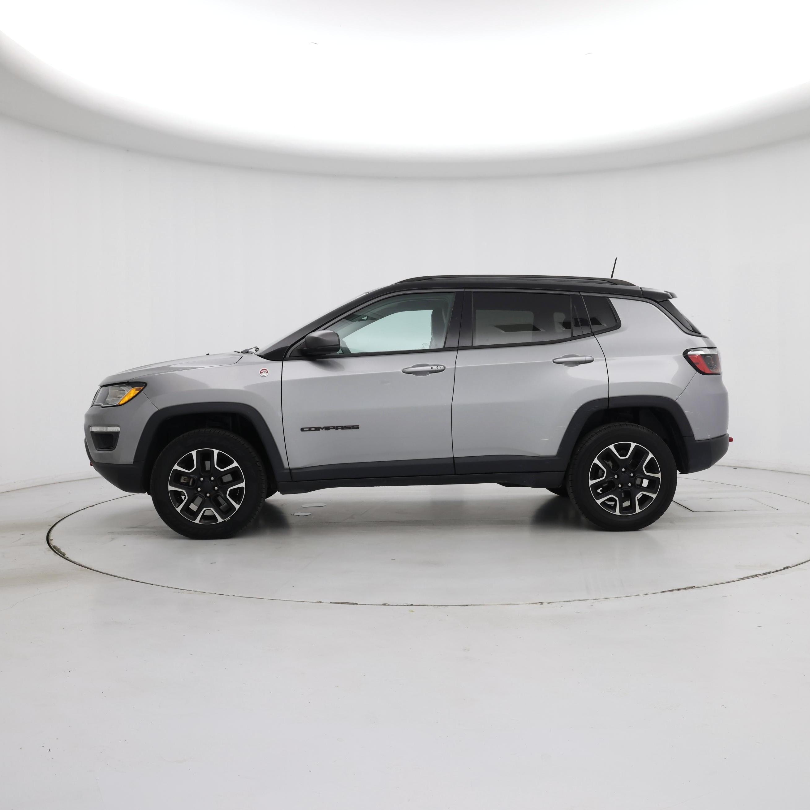 Thumbnail: 2020 Jeep Compass - 3