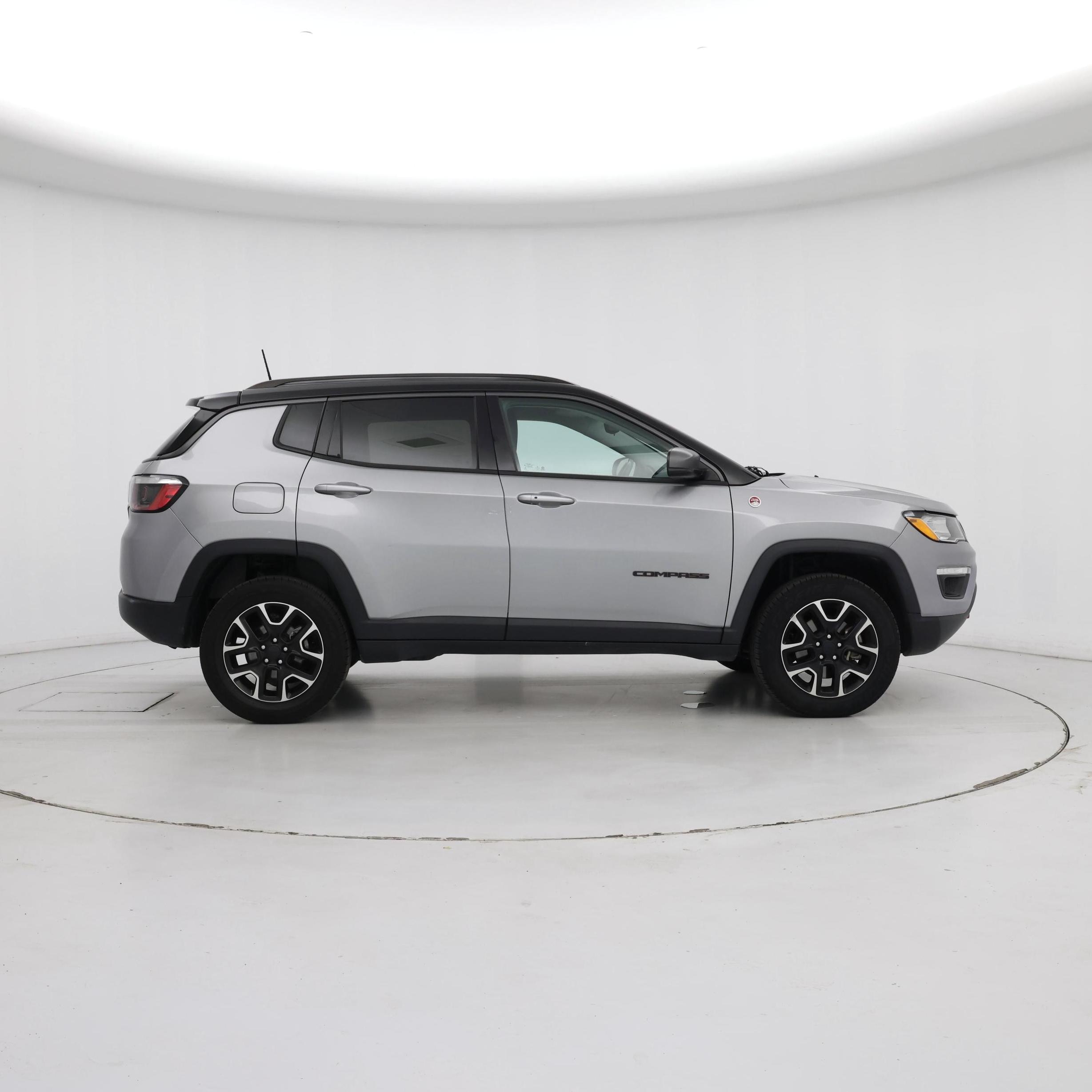 Thumbnail: 2020 Jeep Compass - 7
