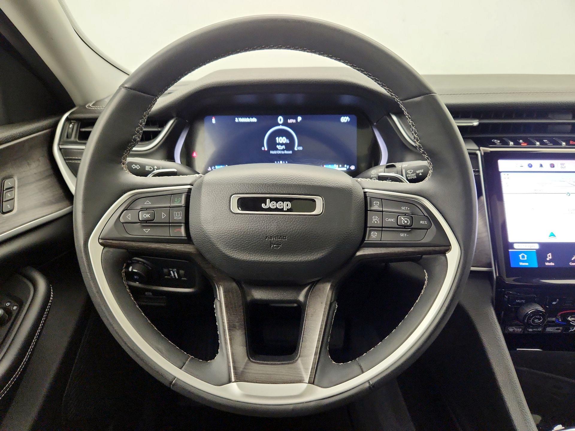 Thumbnail: 2023 Jeep Grand Cherokee L - 10