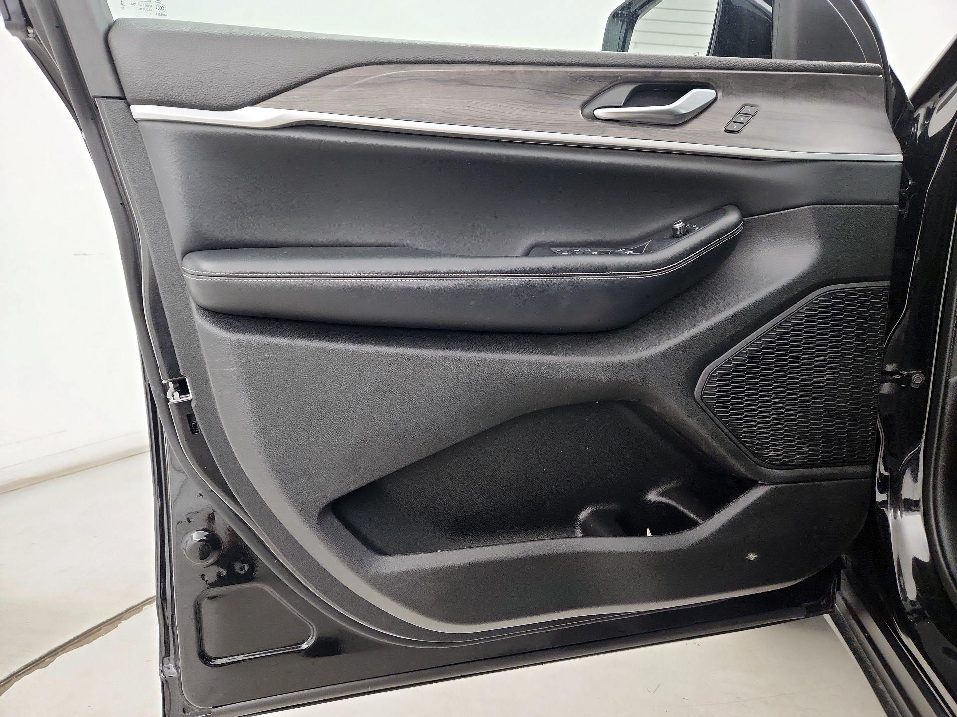 Thumbnail: 2023 Jeep Grand Cherokee L - 12