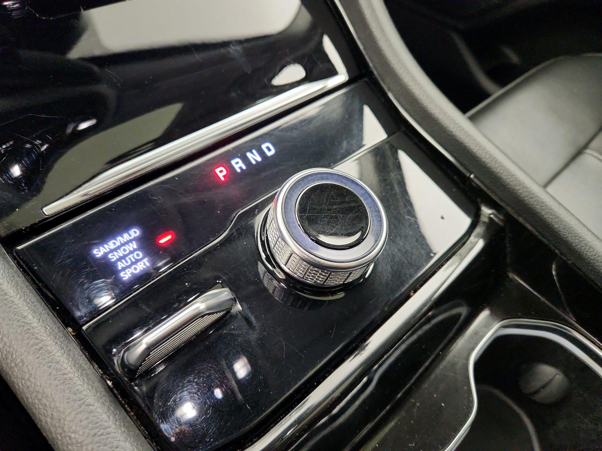 Thumbnail: 2023 Jeep Grand Cherokee L - 18