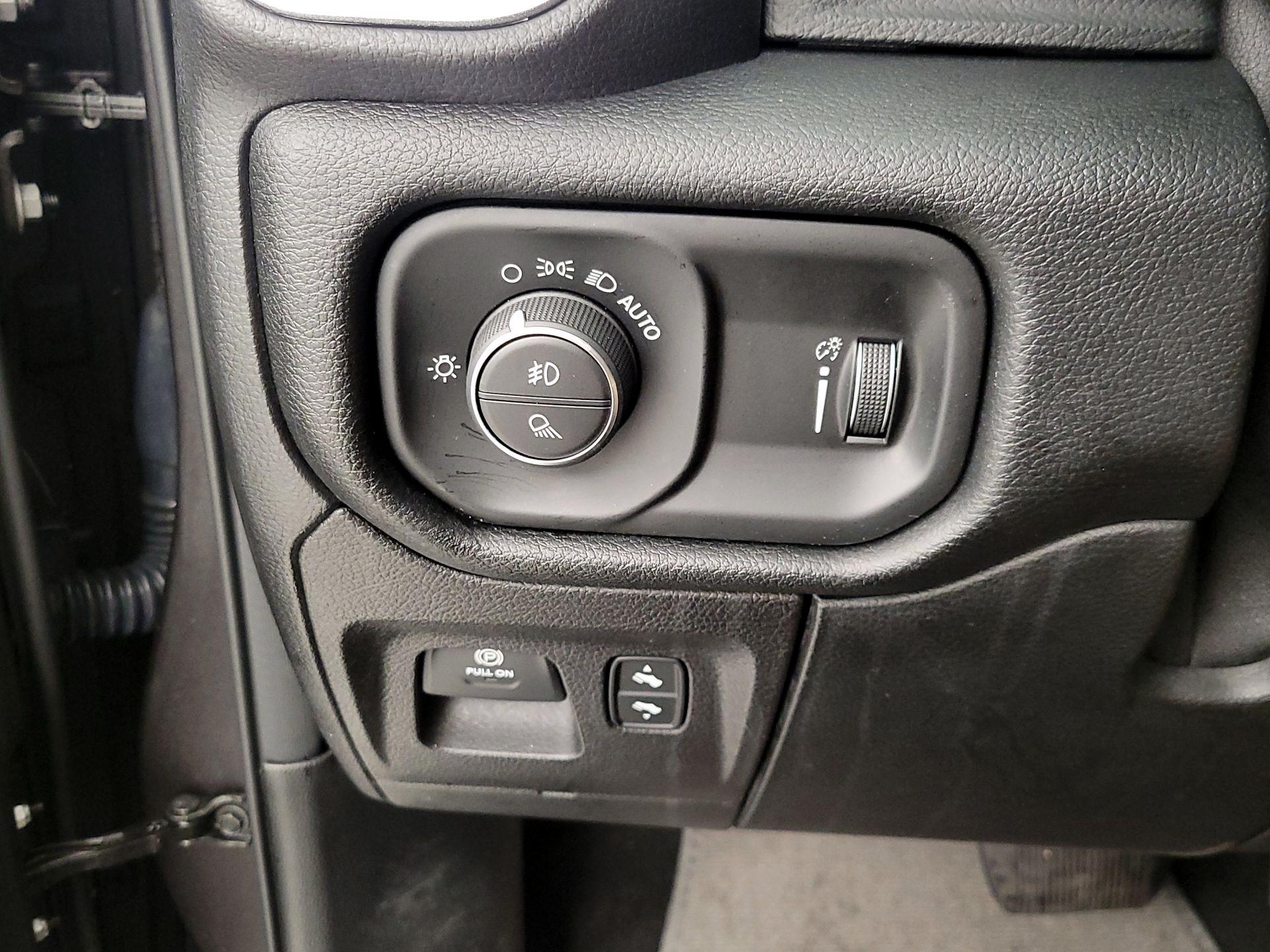 Thumbnail: 2020 RAM 1500 - 13