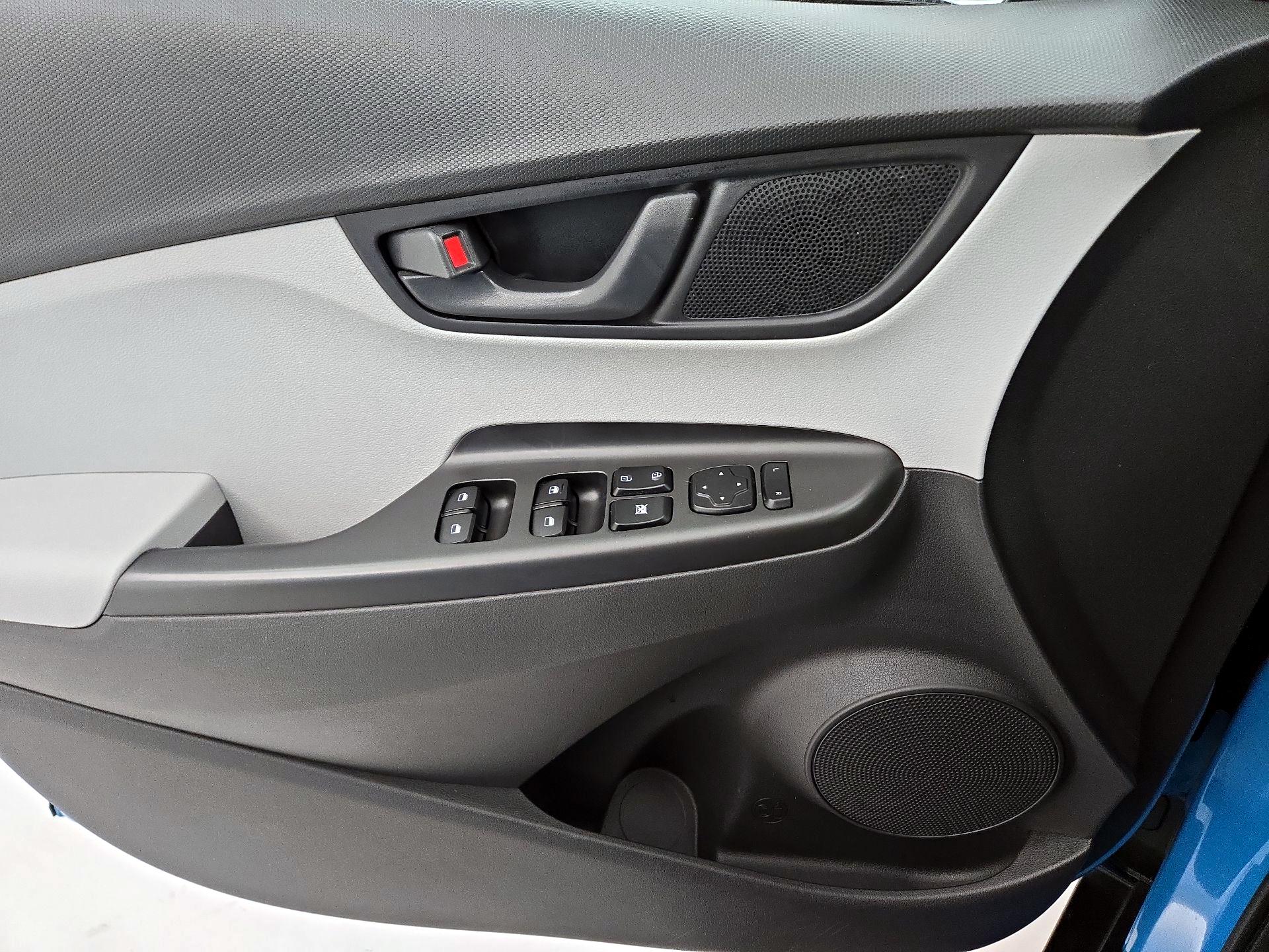 Thumbnail: 2022 Hyundai Kona - 12