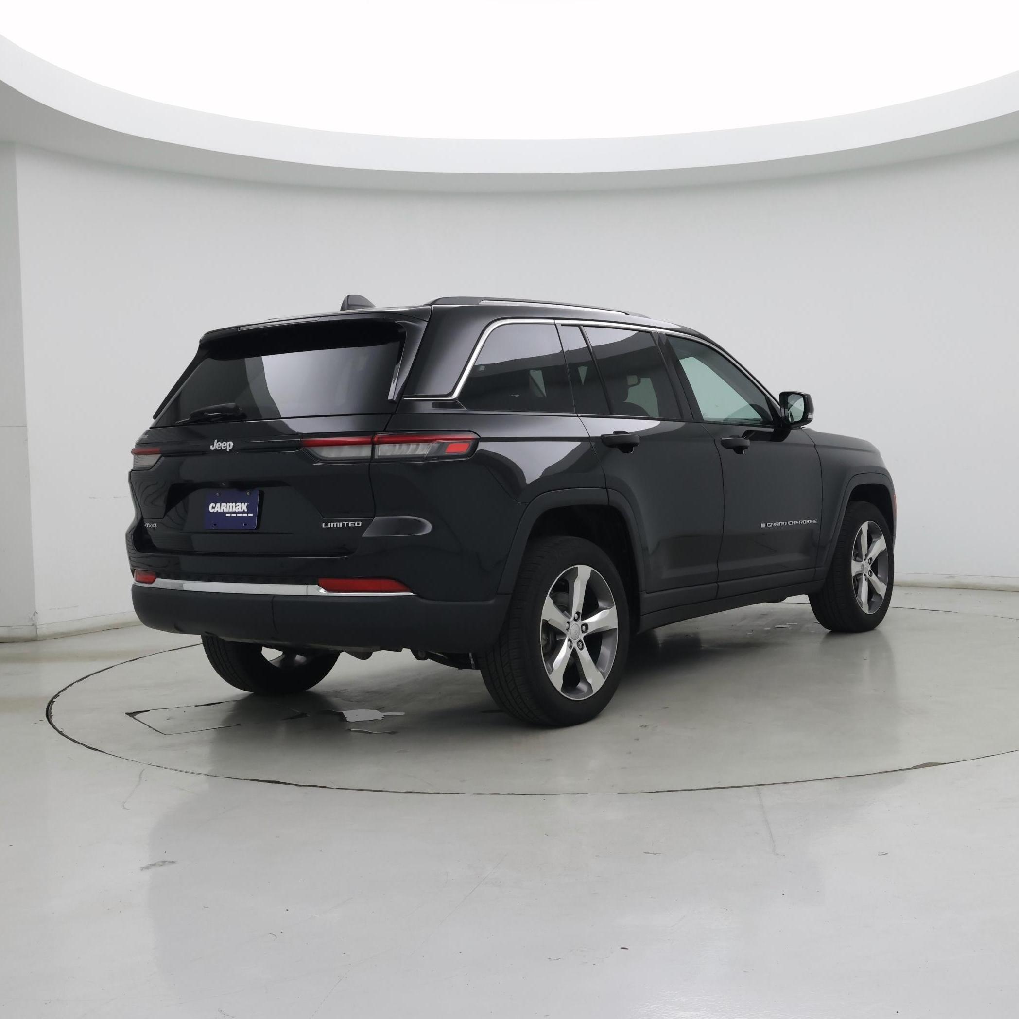 Thumbnail: 2022 Jeep Grand Cherokee - 8