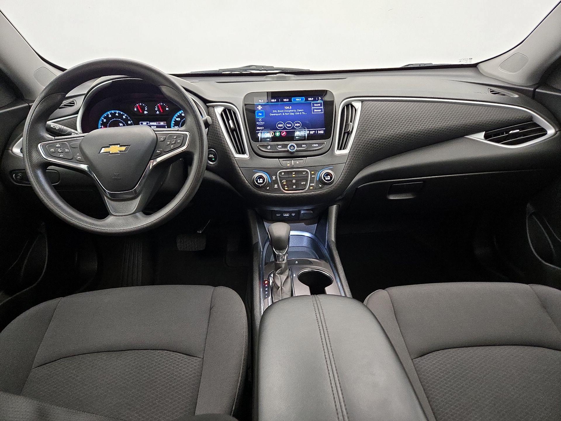 Thumbnail: 2023 Chevrolet Malibu - 9