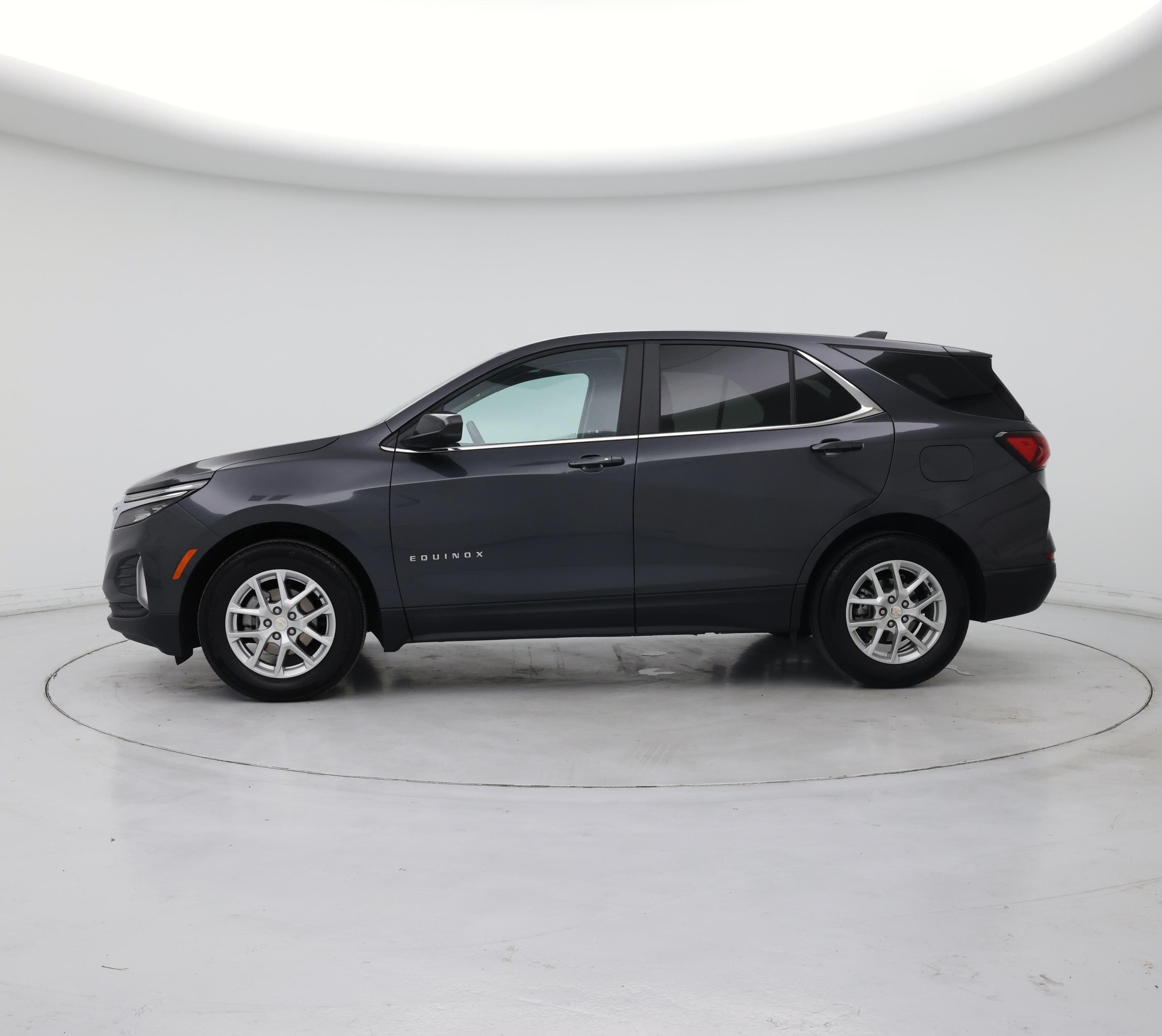 Thumbnail: 2023 Chevrolet Equinox - 3
