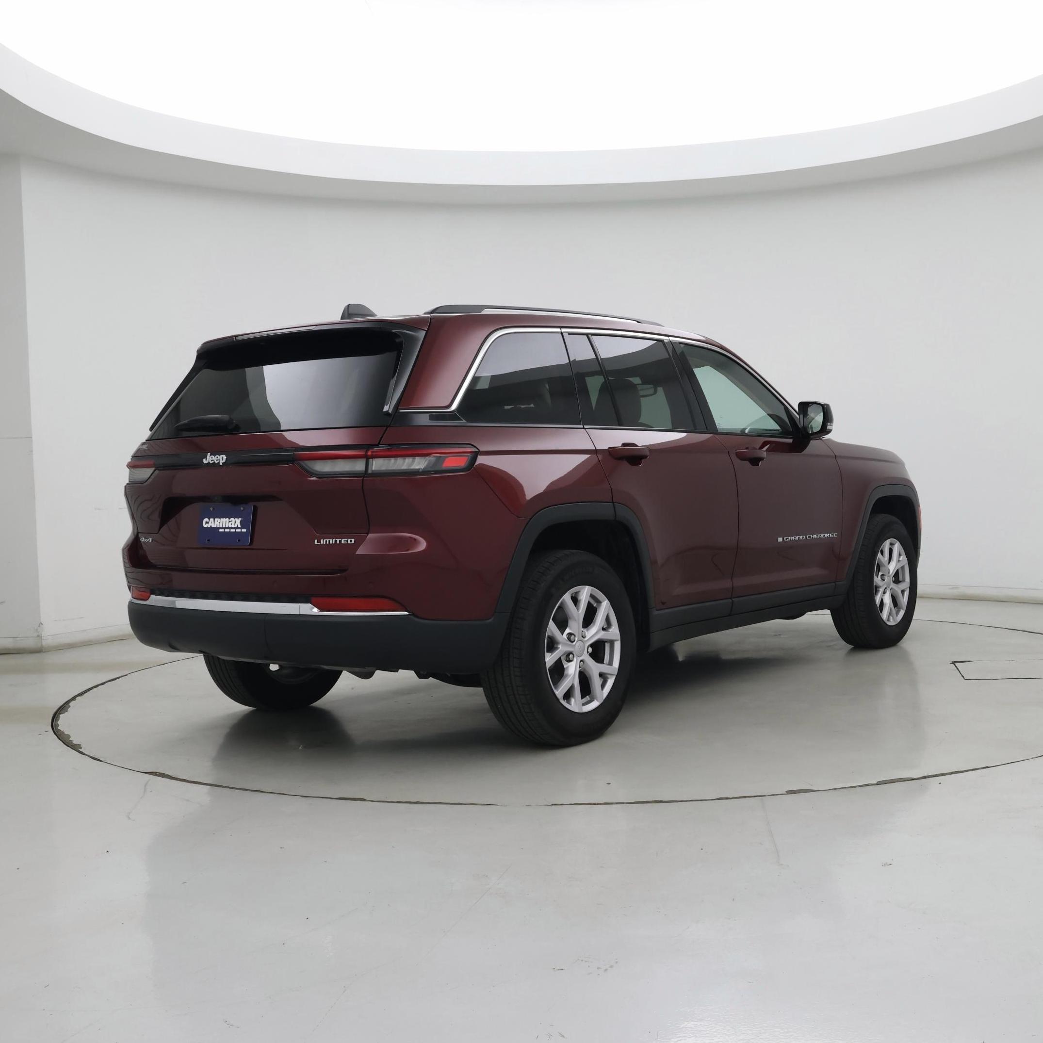 Thumbnail: 2022 Jeep Grand Cherokee - 8