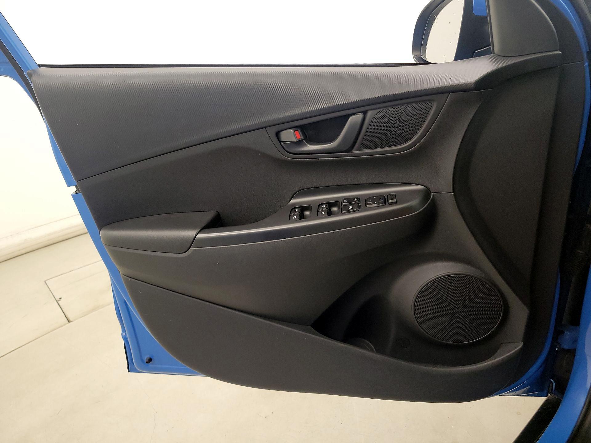 Thumbnail: 2022 Hyundai Kona - 12