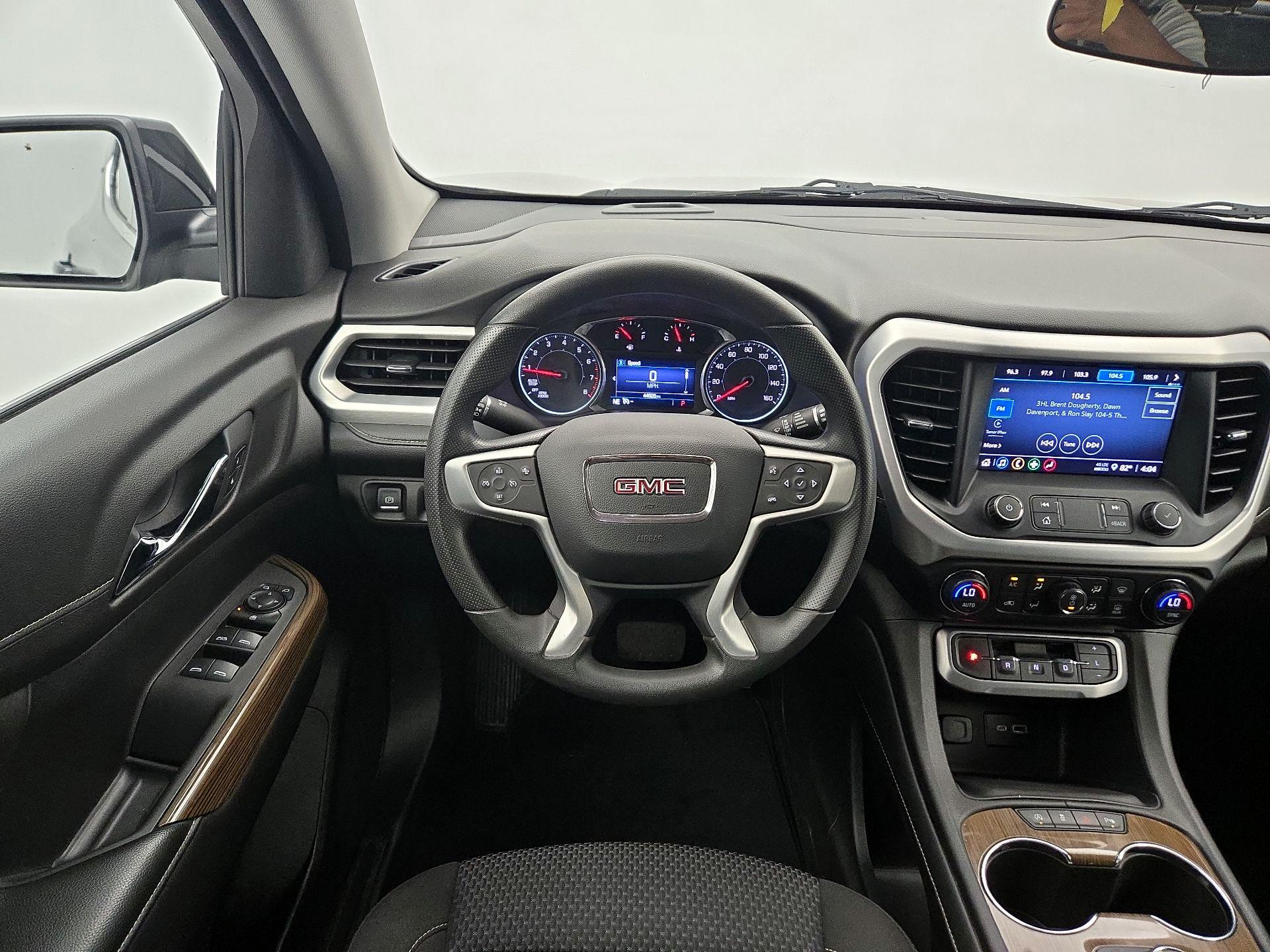 Thumbnail: 2022 GMC Acadia - 10