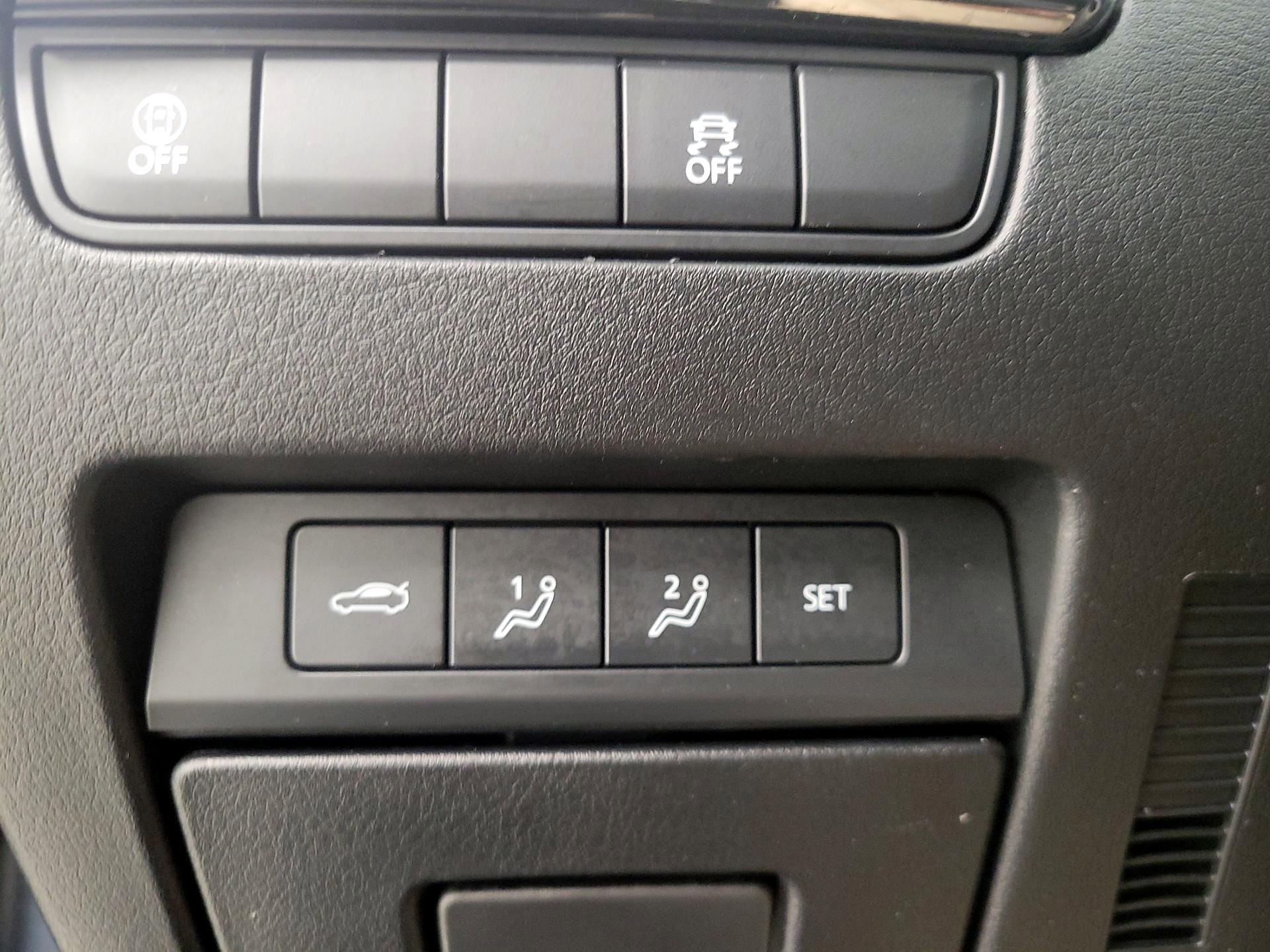 Thumbnail: 2023 Mazda Mazda3 - 13