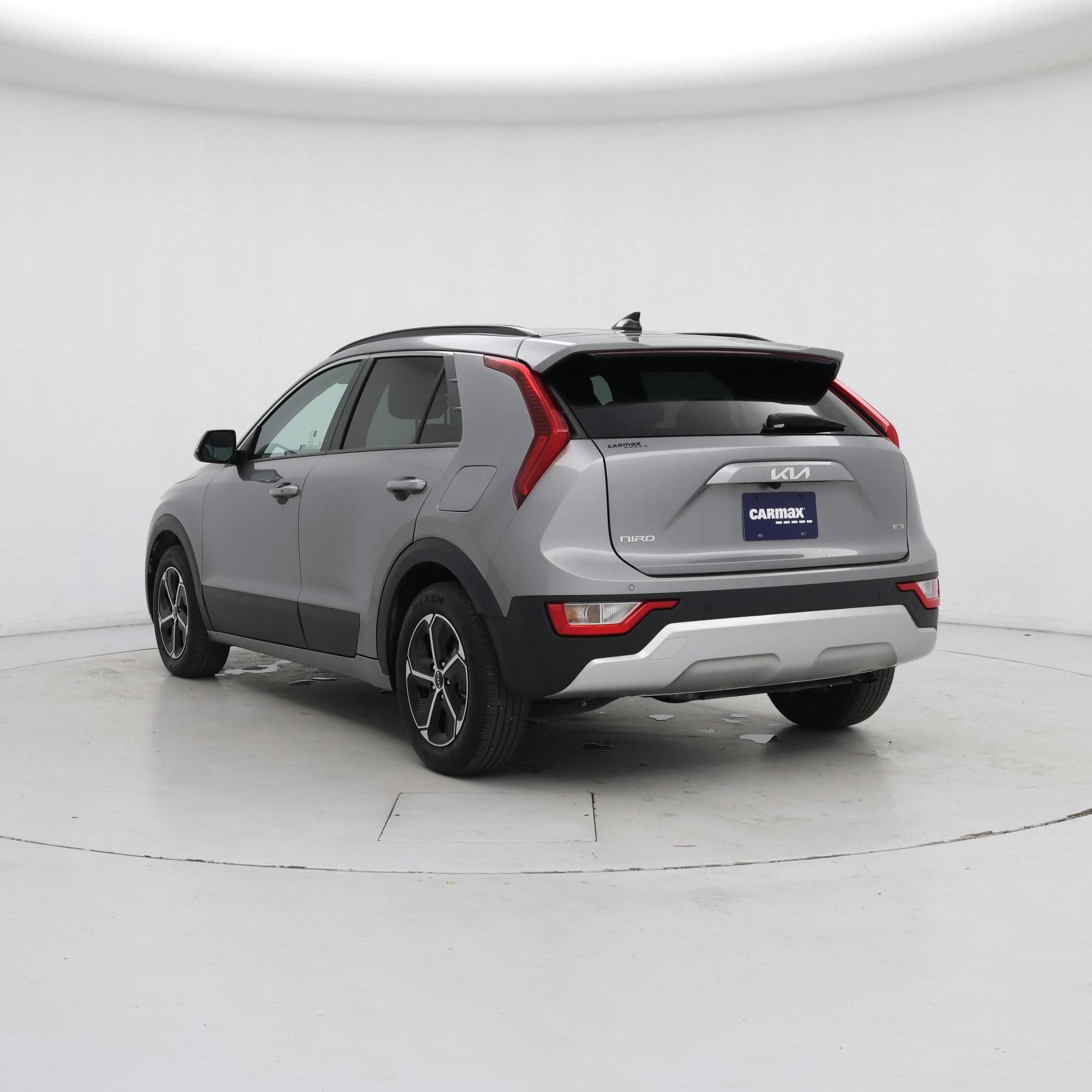 Thumbnail: 2023 Kia Niro - 2