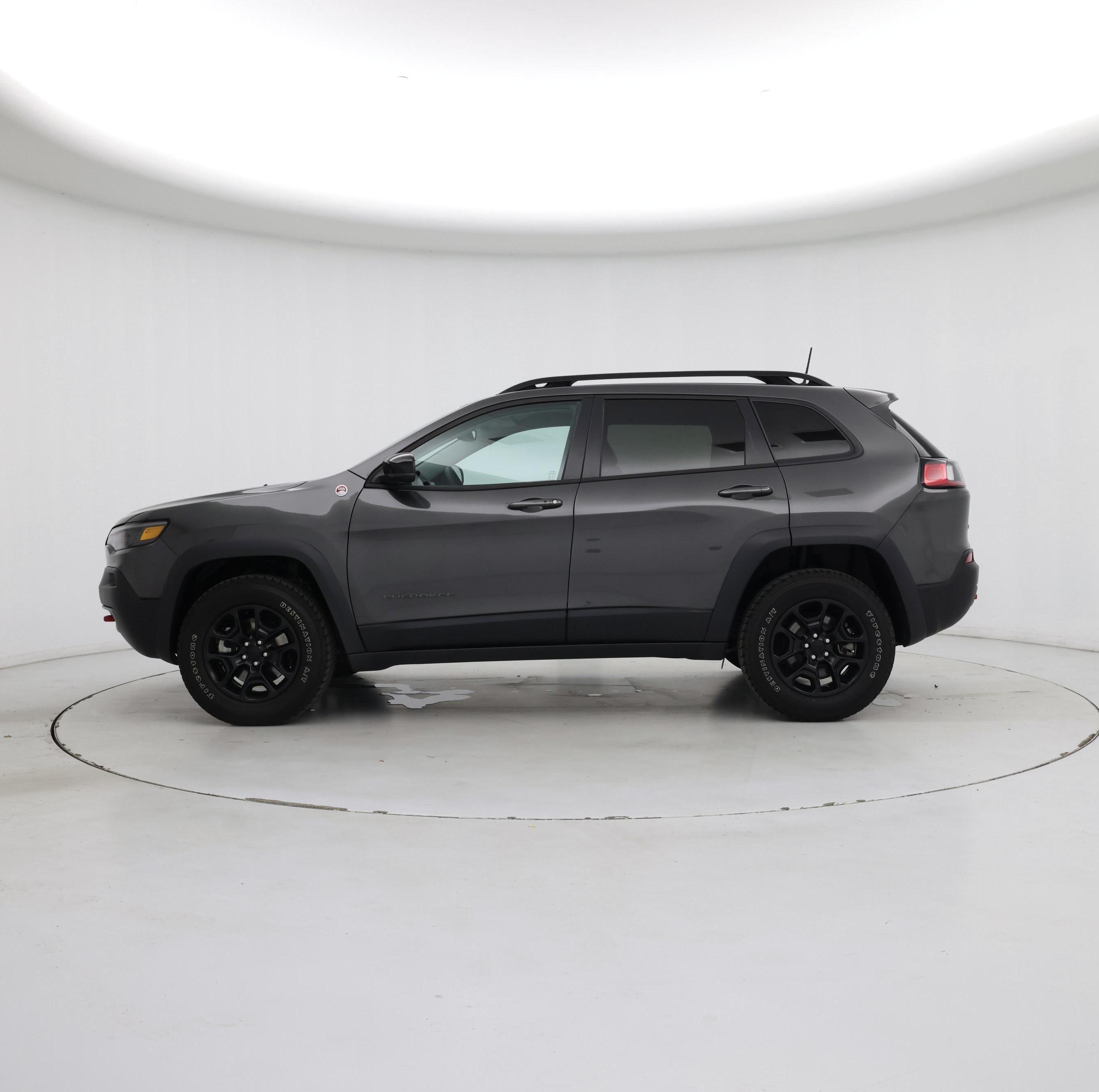 Thumbnail: 2022 Jeep Cherokee - 3