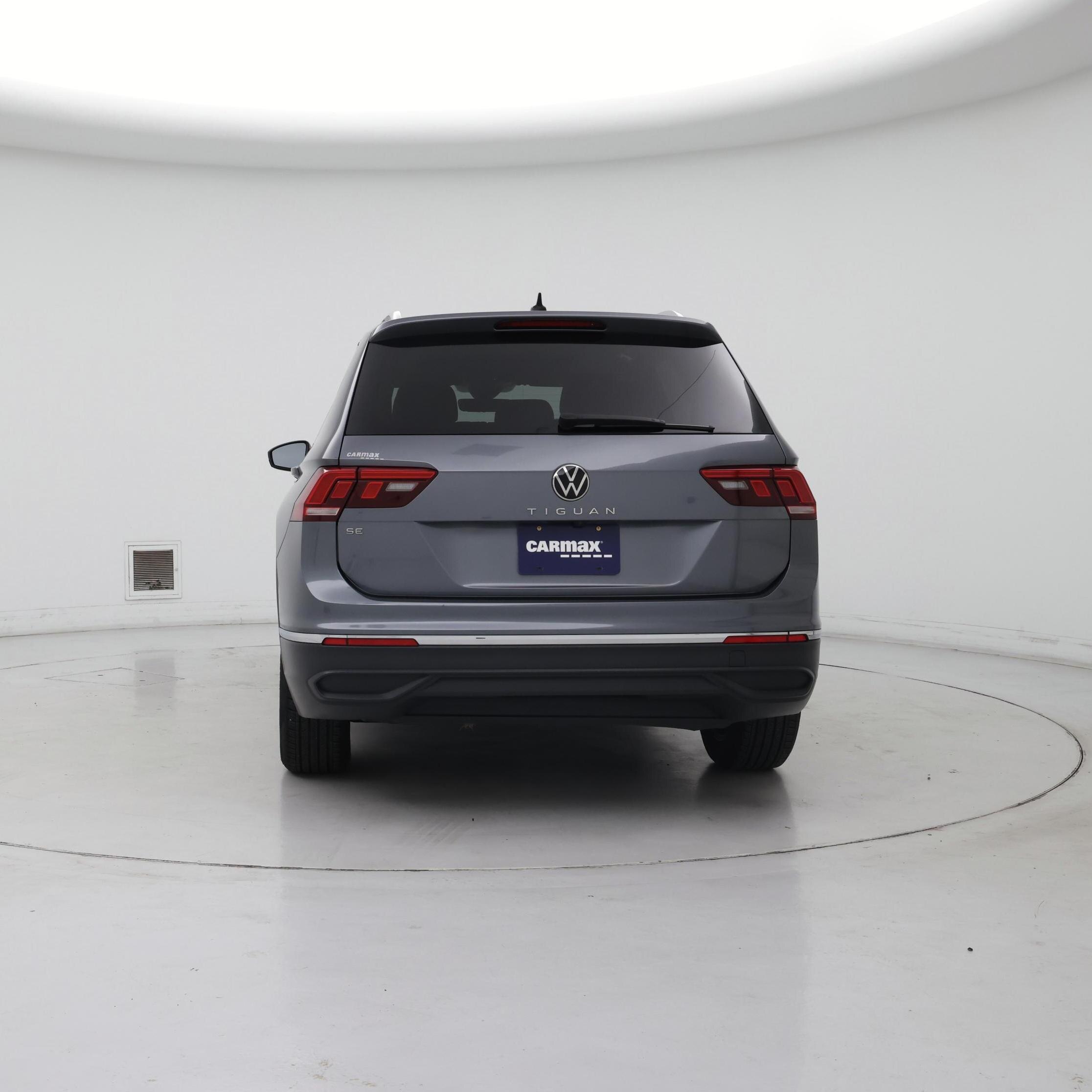 Thumbnail: 2022 Volkswagen Tiguan - 6