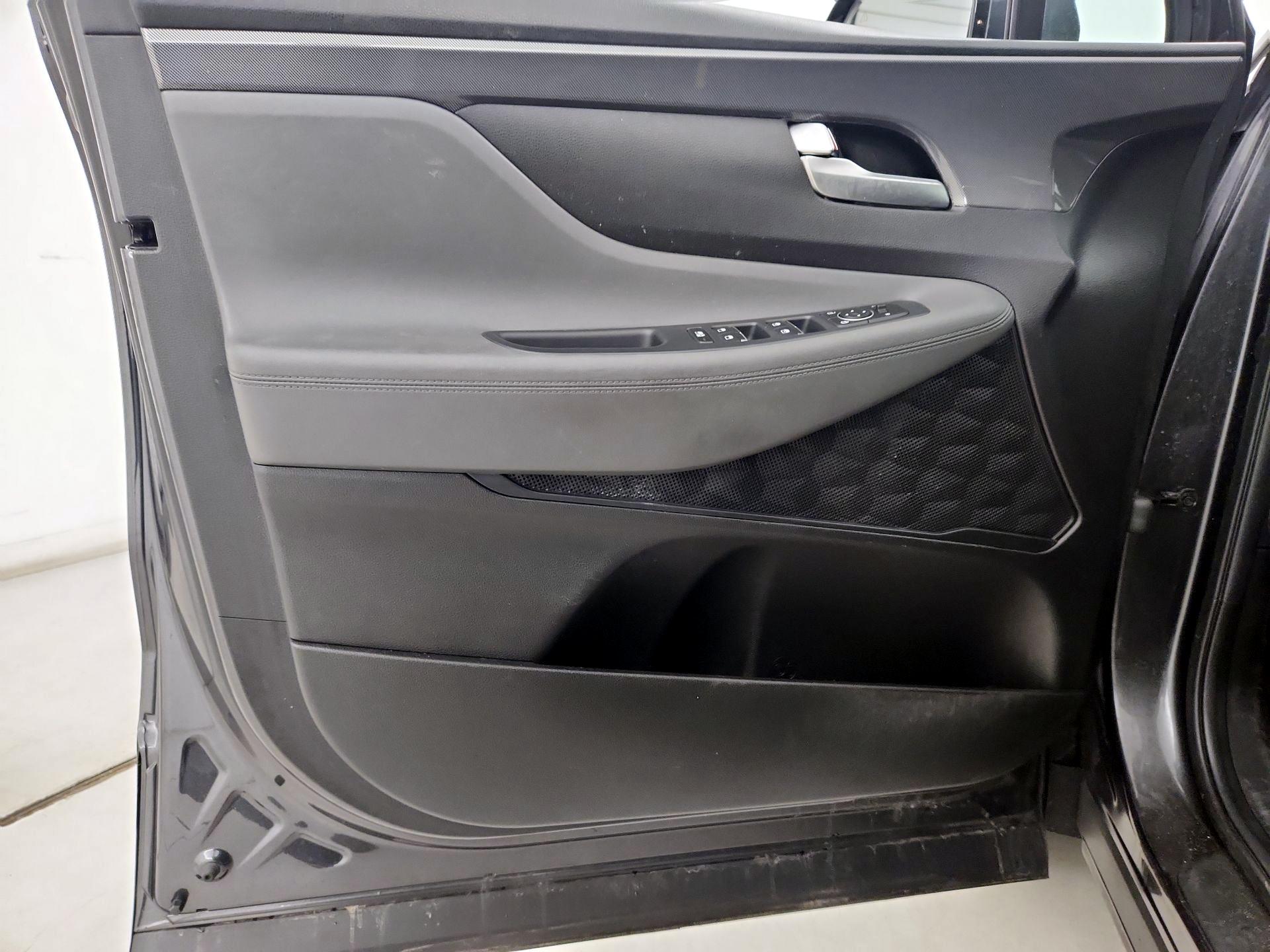 Thumbnail: 2022 Hyundai Santa Fe - 12