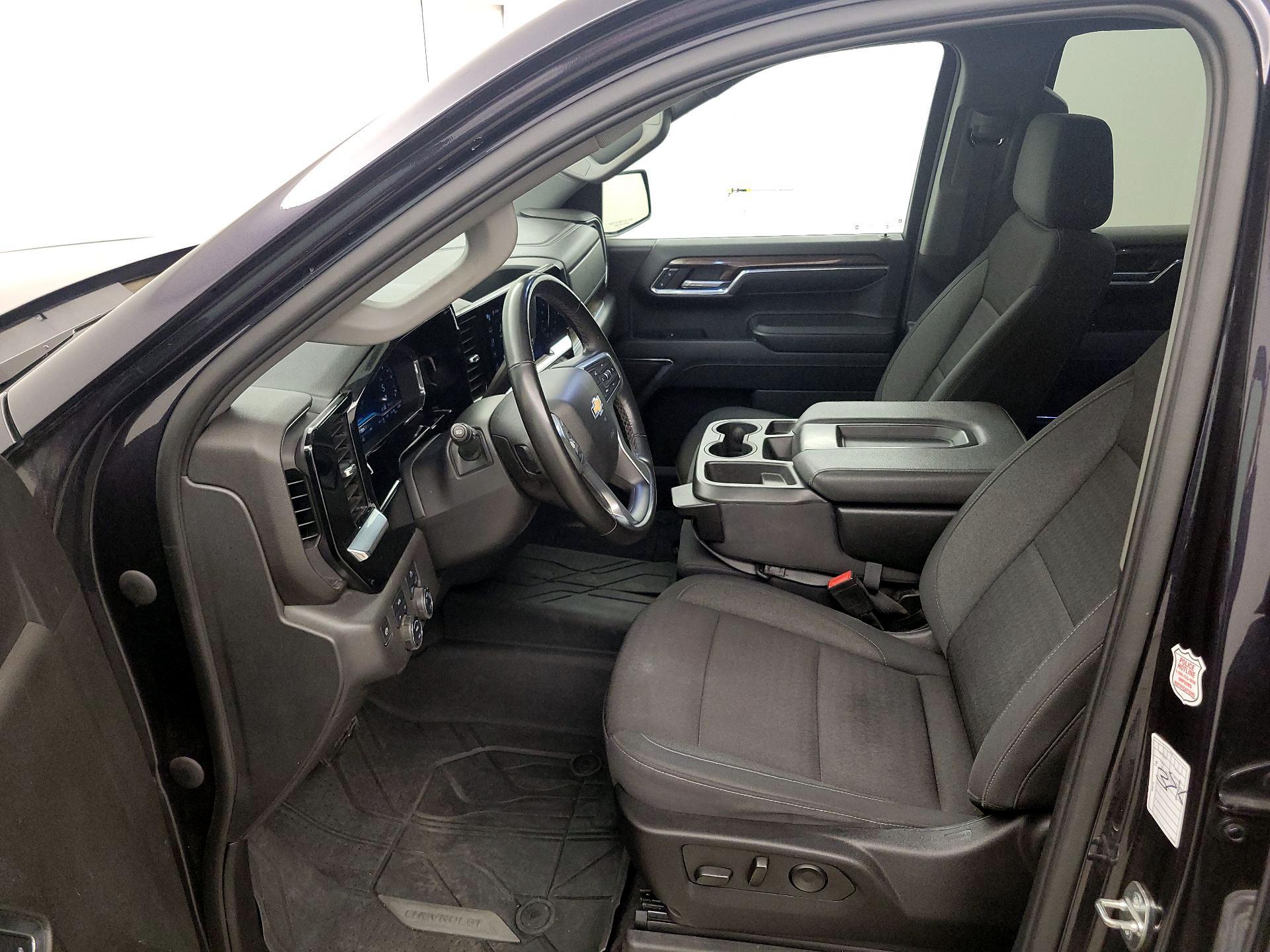 Thumbnail: 2023 Chevrolet Silverado 1500 - 11