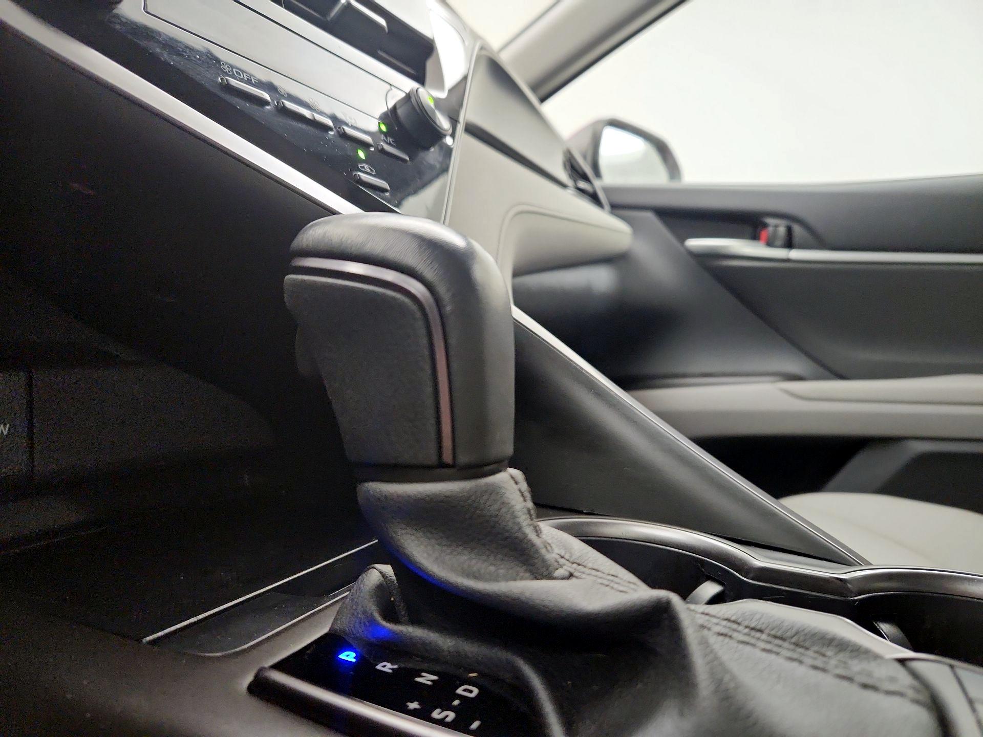 Thumbnail: 2023 Toyota Camry - 17