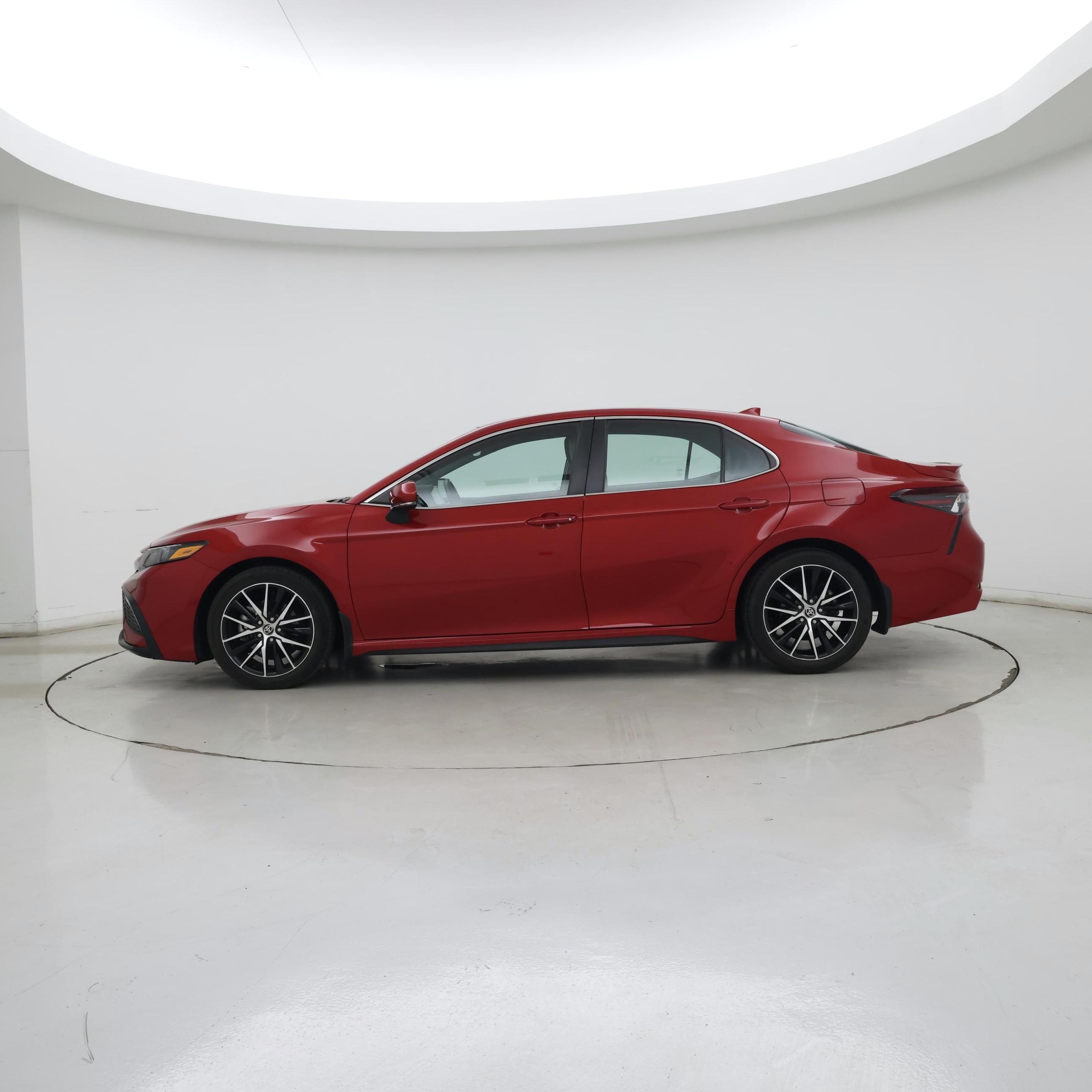 Thumbnail: 2023 Toyota Camry - 3