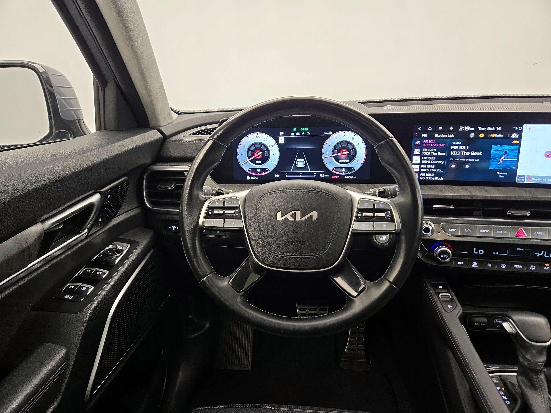 Thumbnail: 2023 Kia Telluride - 10