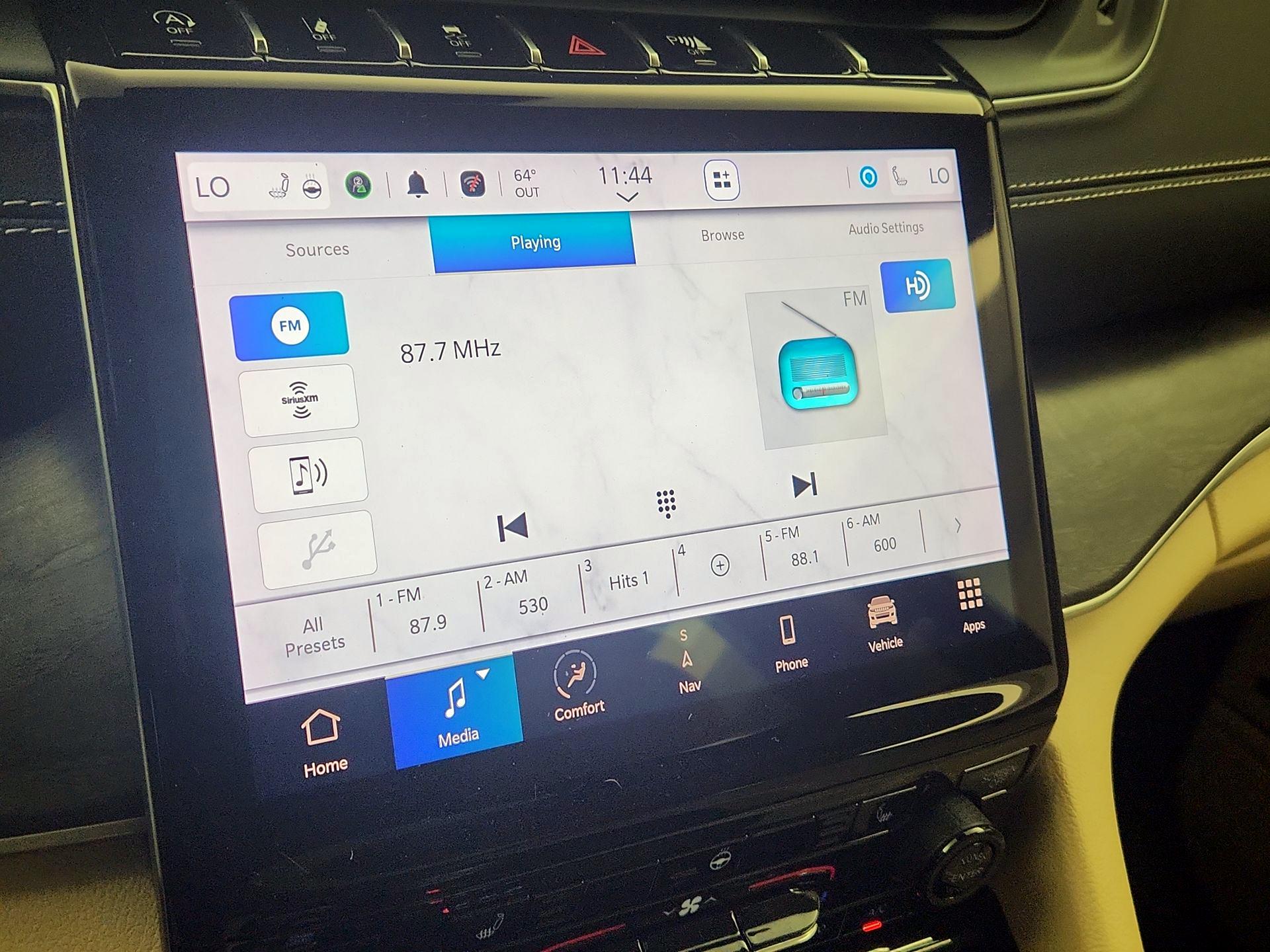 Thumbnail: 2022 Jeep Grand Cherokee - 16