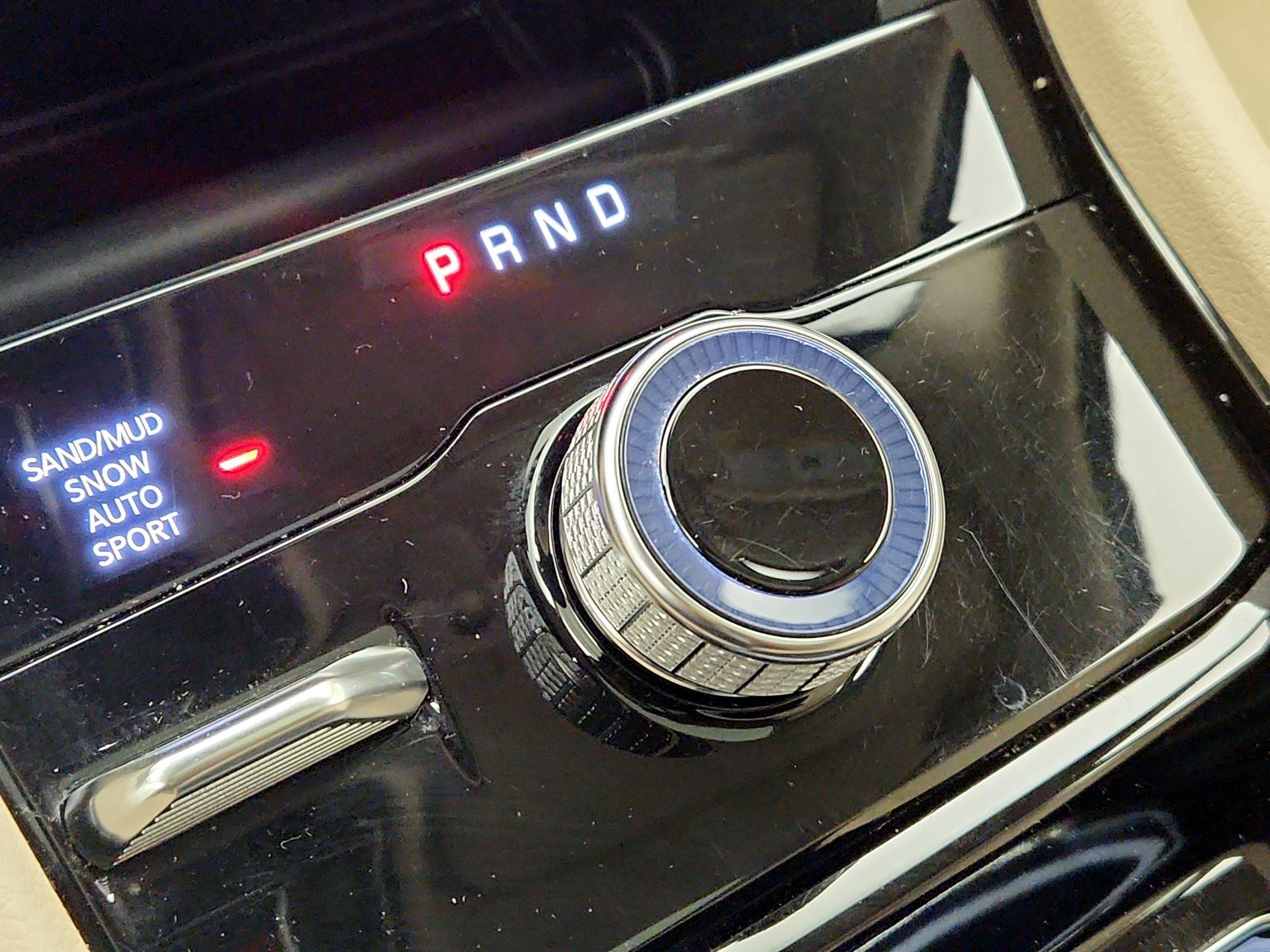 Thumbnail: 2022 Jeep Grand Cherokee - 18