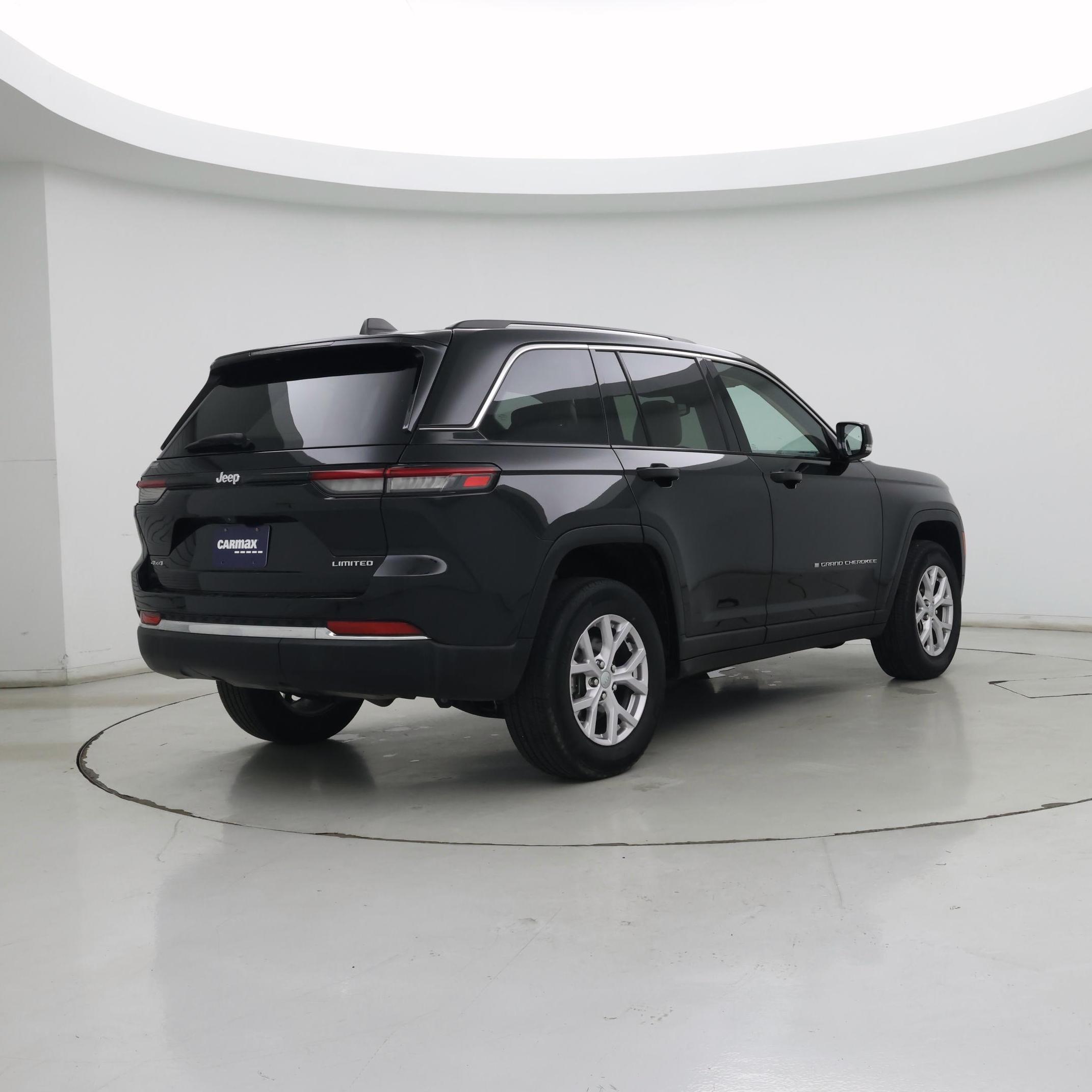 Thumbnail: 2022 Jeep Grand Cherokee - 8