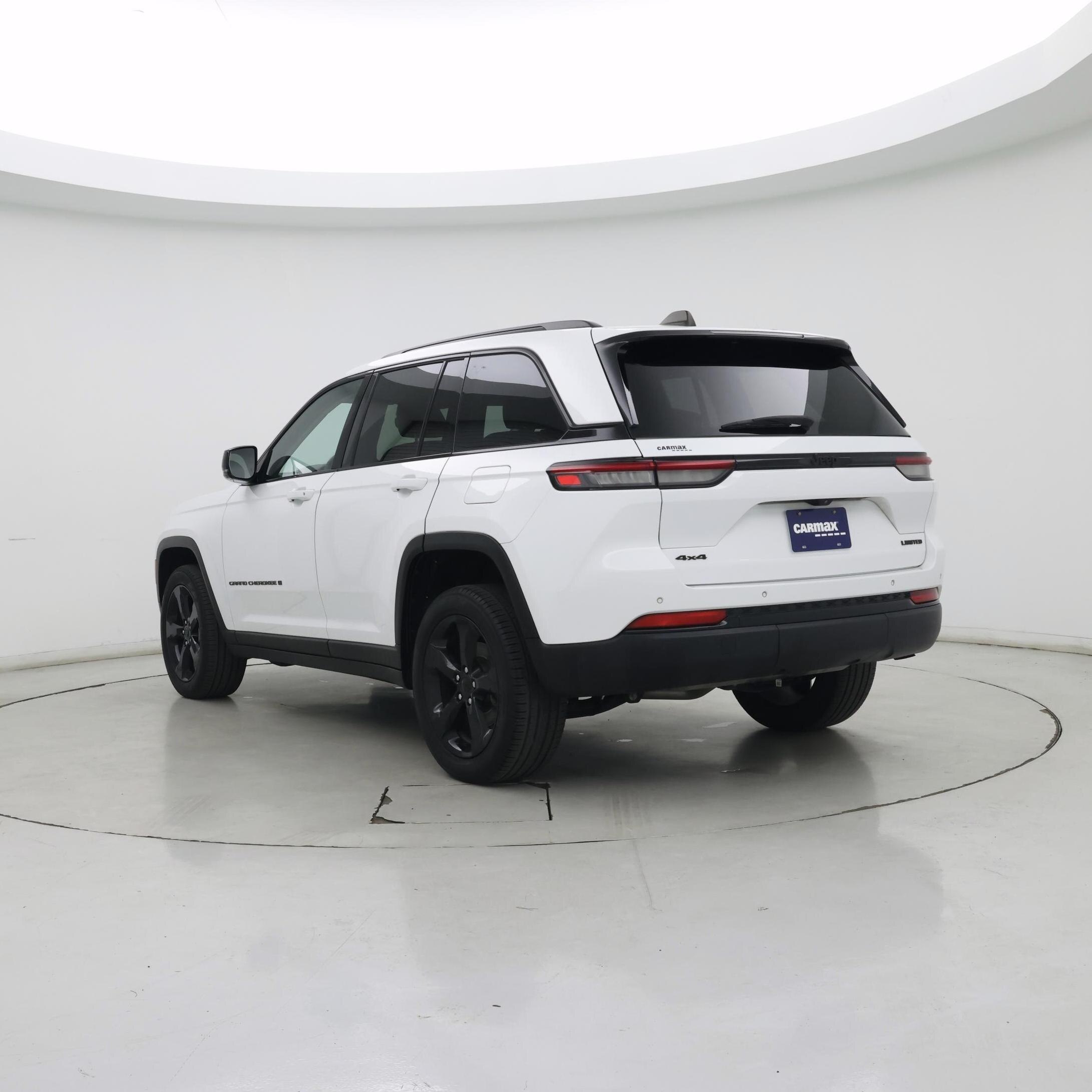Thumbnail: 2023 Jeep Grand Cherokee - 2