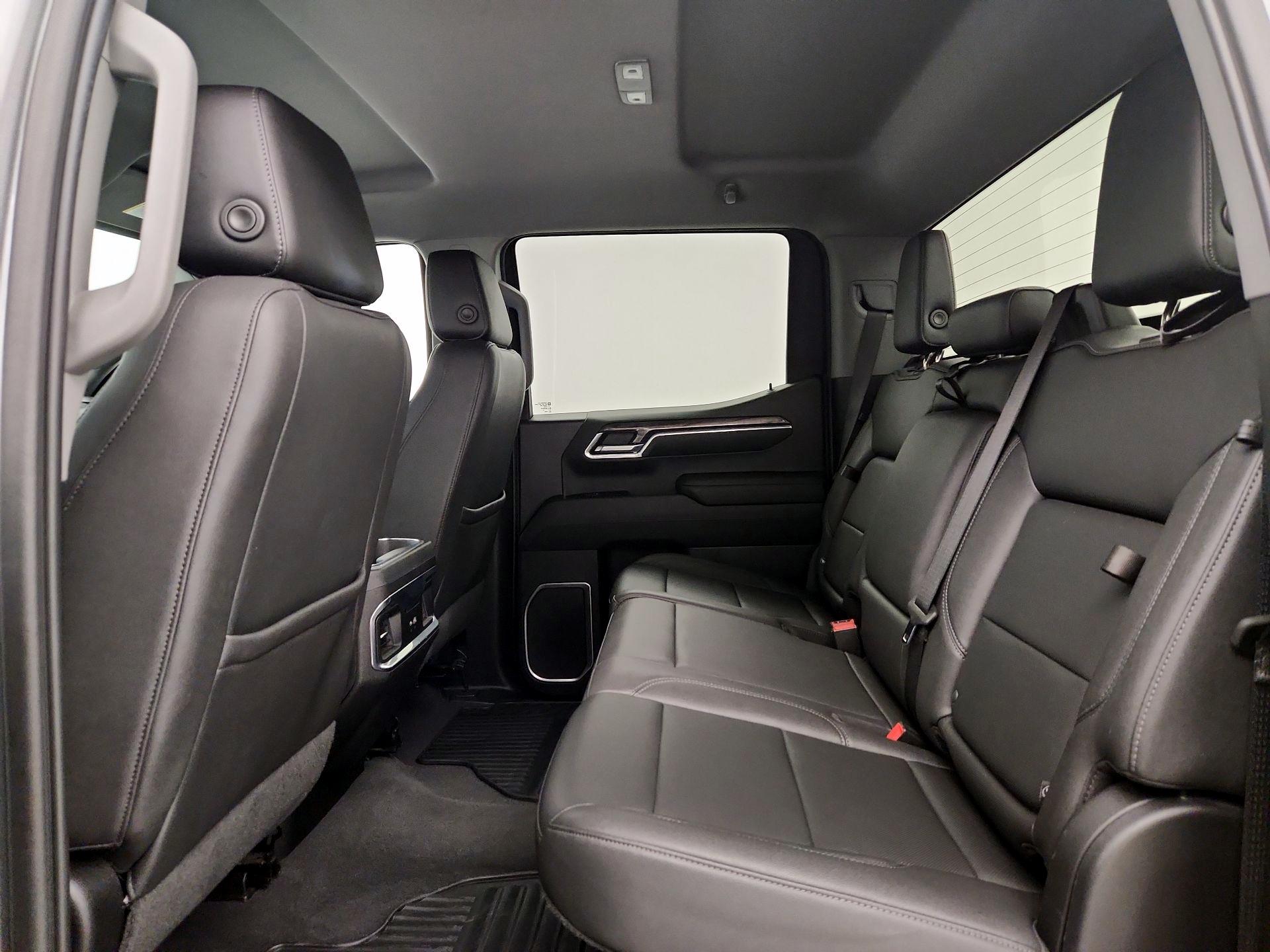 Thumbnail: 2023 Chevrolet Silverado 1500 - 20