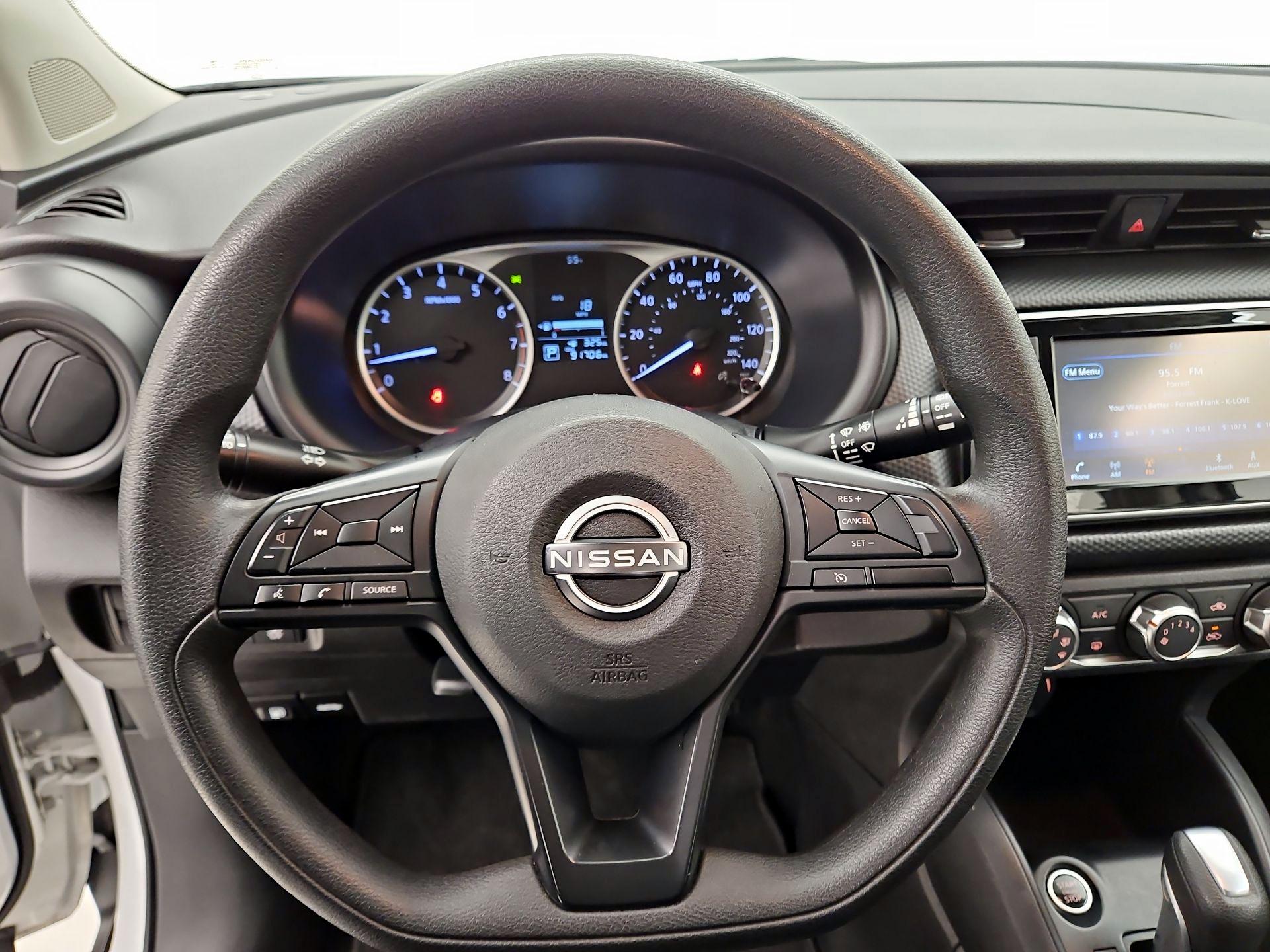 Thumbnail: 2023 Nissan Kicks - 10