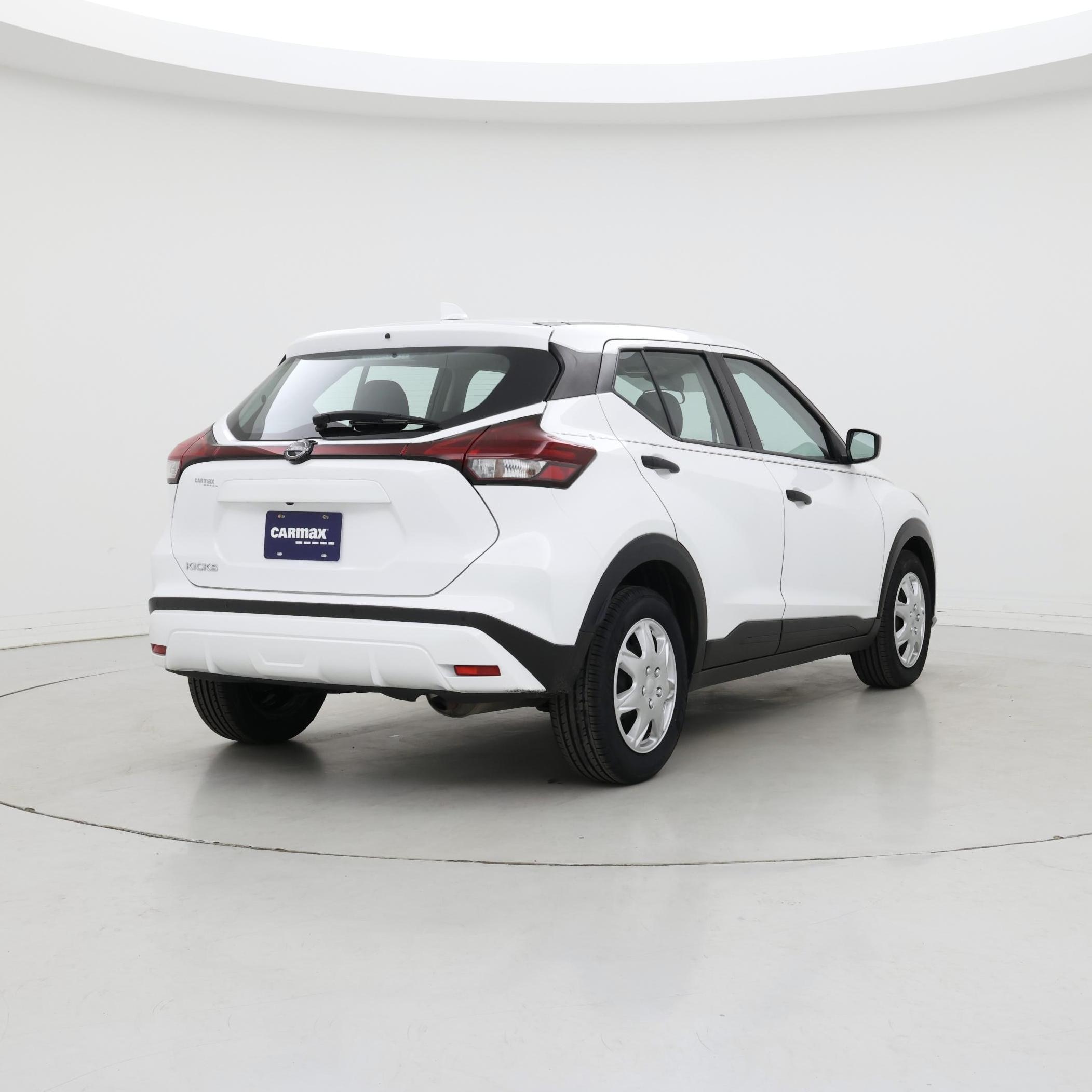 Thumbnail: 2023 Nissan Kicks - 8
