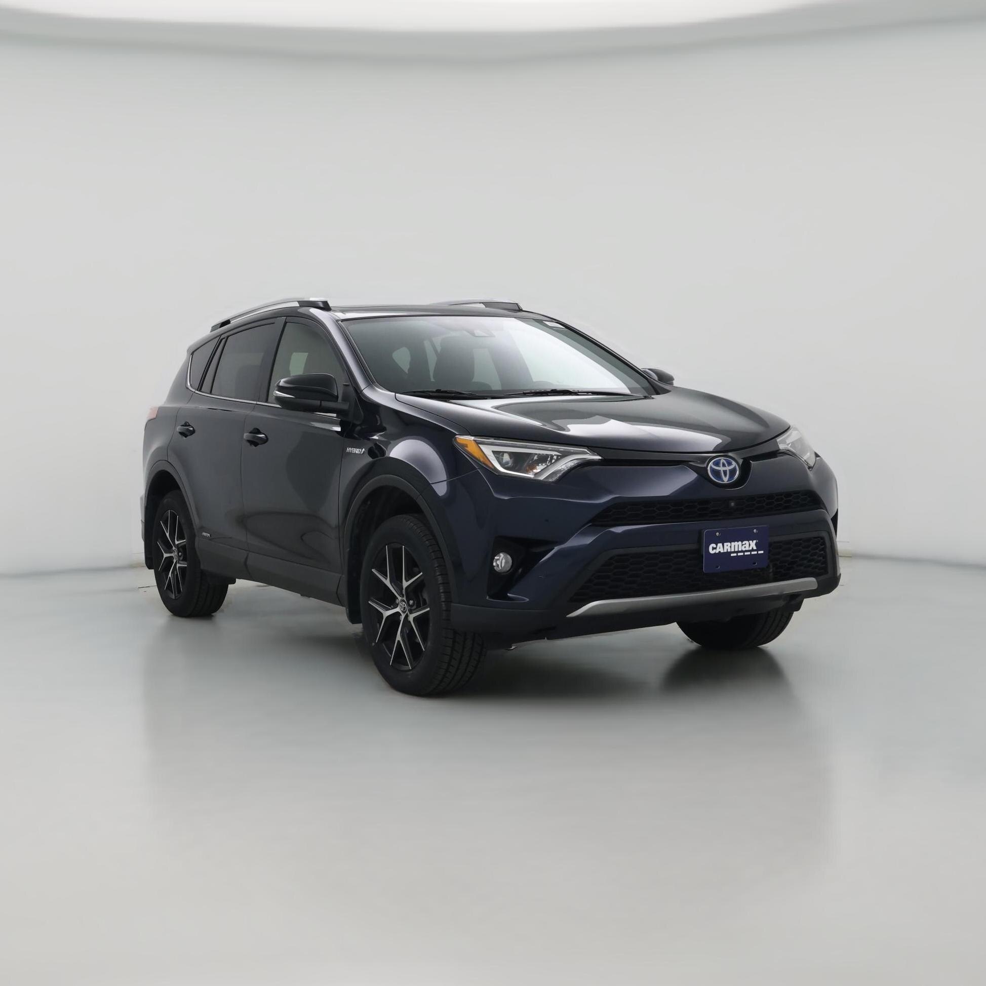 Thumbnail: 2017 Toyota RAV4 - 1