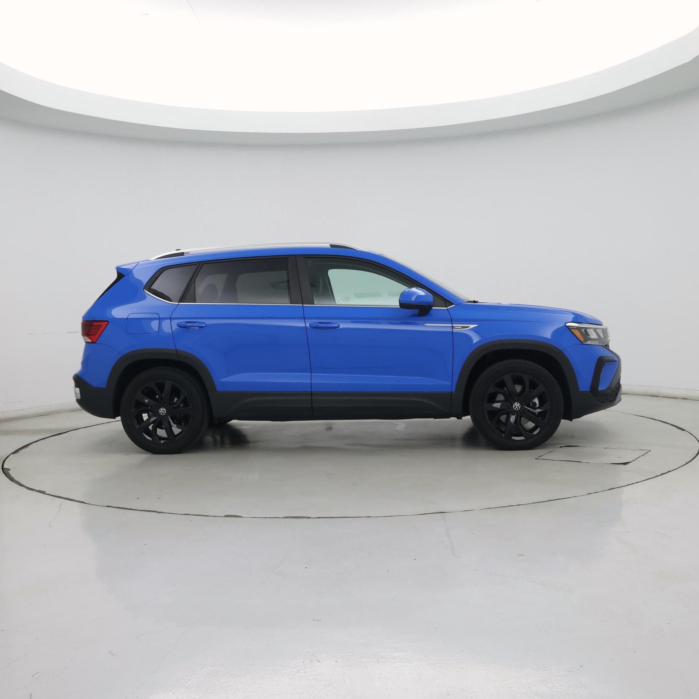 Thumbnail: 2023 Volkswagen Taos - 7