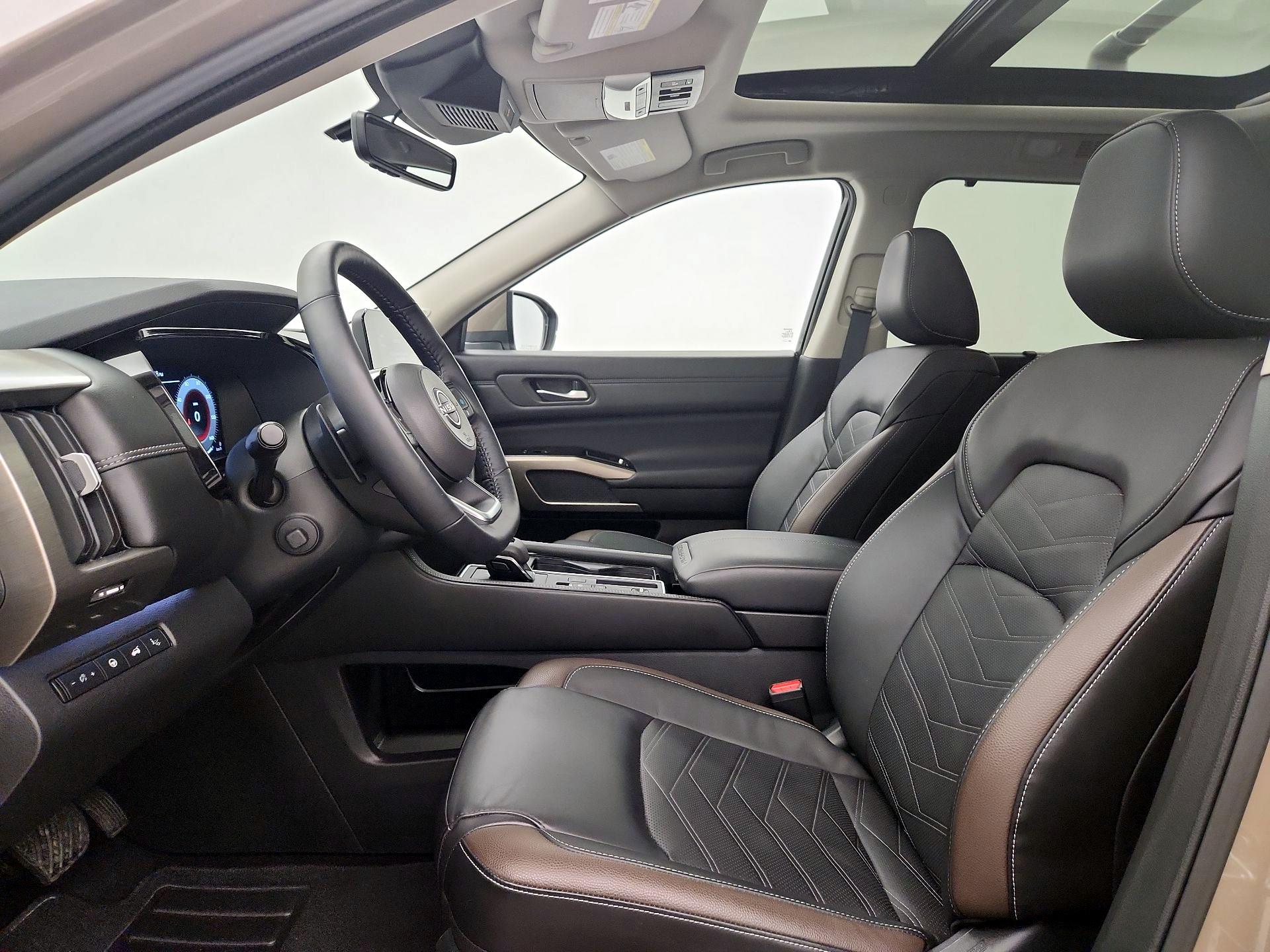 Thumbnail: 2024 Nissan Pathfinder - 11